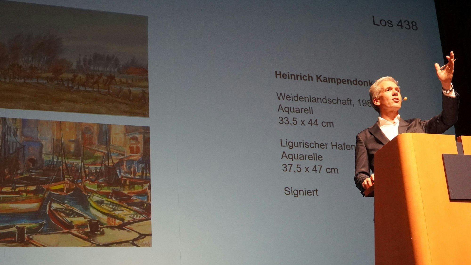 Markus Eisenbeis vom Auktionshaus Van Ham versteigert Bayer-Kunst.