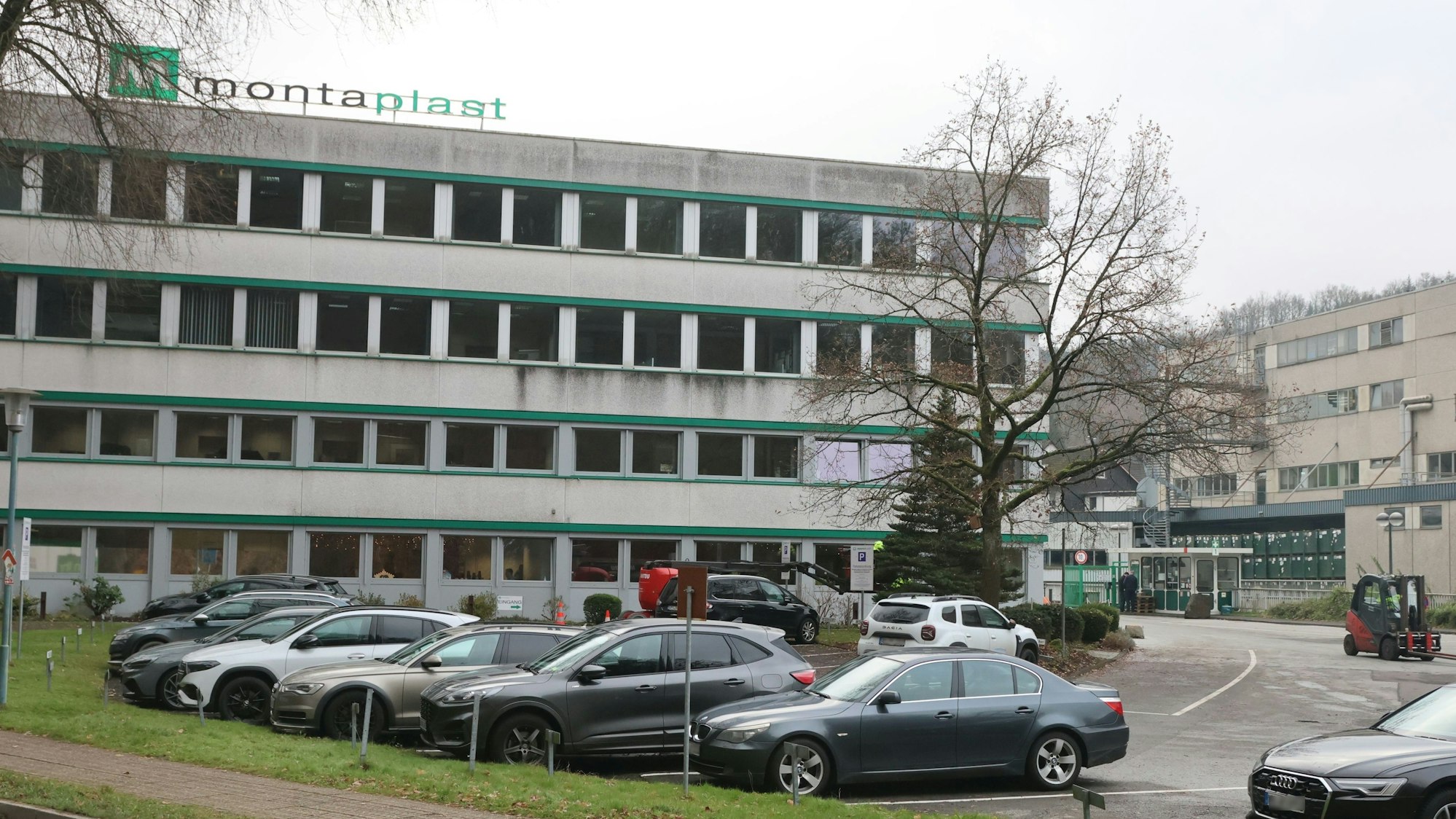 Außenansicht der Firma Montaplast.