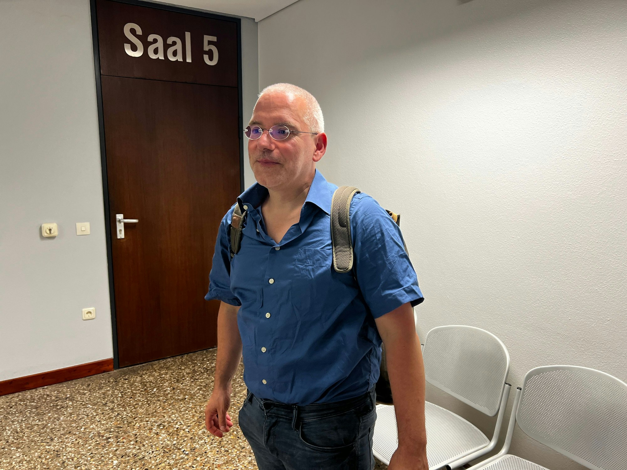 Benedikt Rees vor Gericht wegen einer Ordnungswidrigkeit. Bild: Ralf Krieger