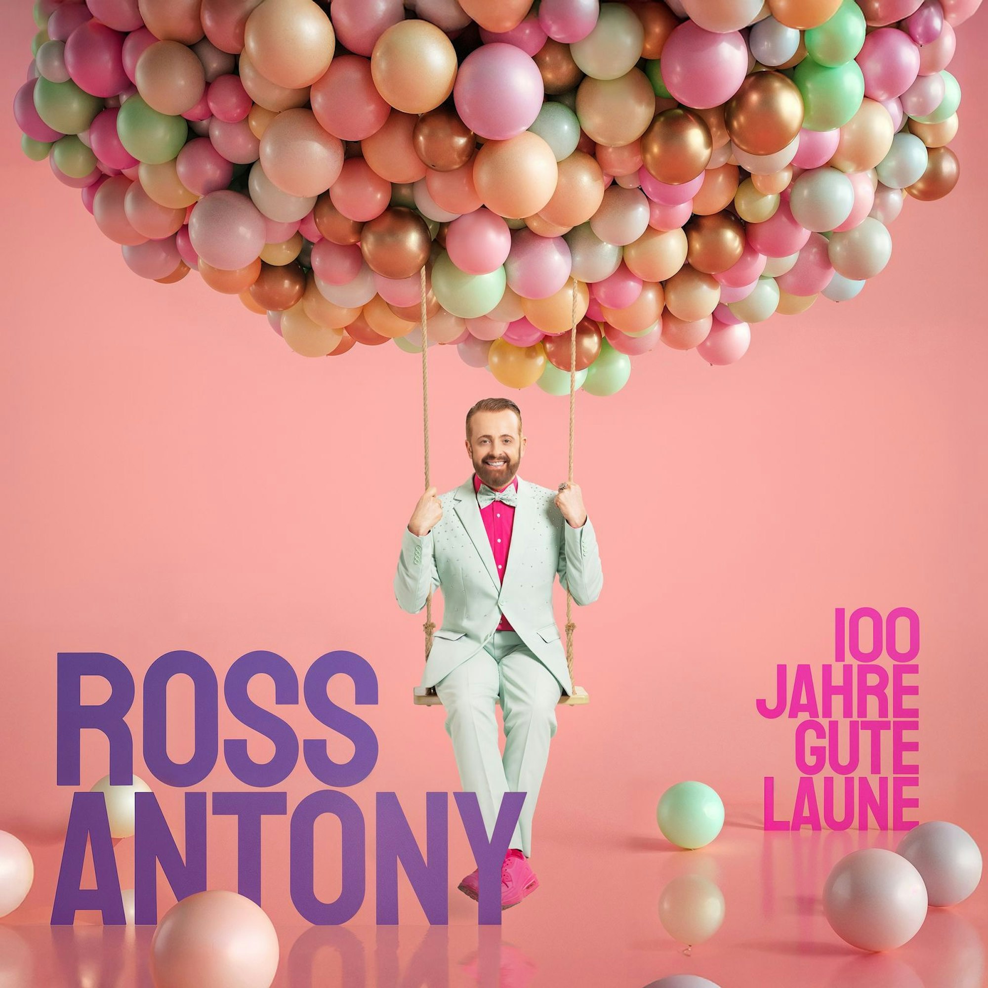 Ross Antony spielt auf seinem neuen Album „100 Jahre Gute Laune“ einige Lielingssongs aus dem letzten Jahrhundert. Seine Fans durften bei der Auswahl der Cover mitentscheiden. (Bild: Telamo)