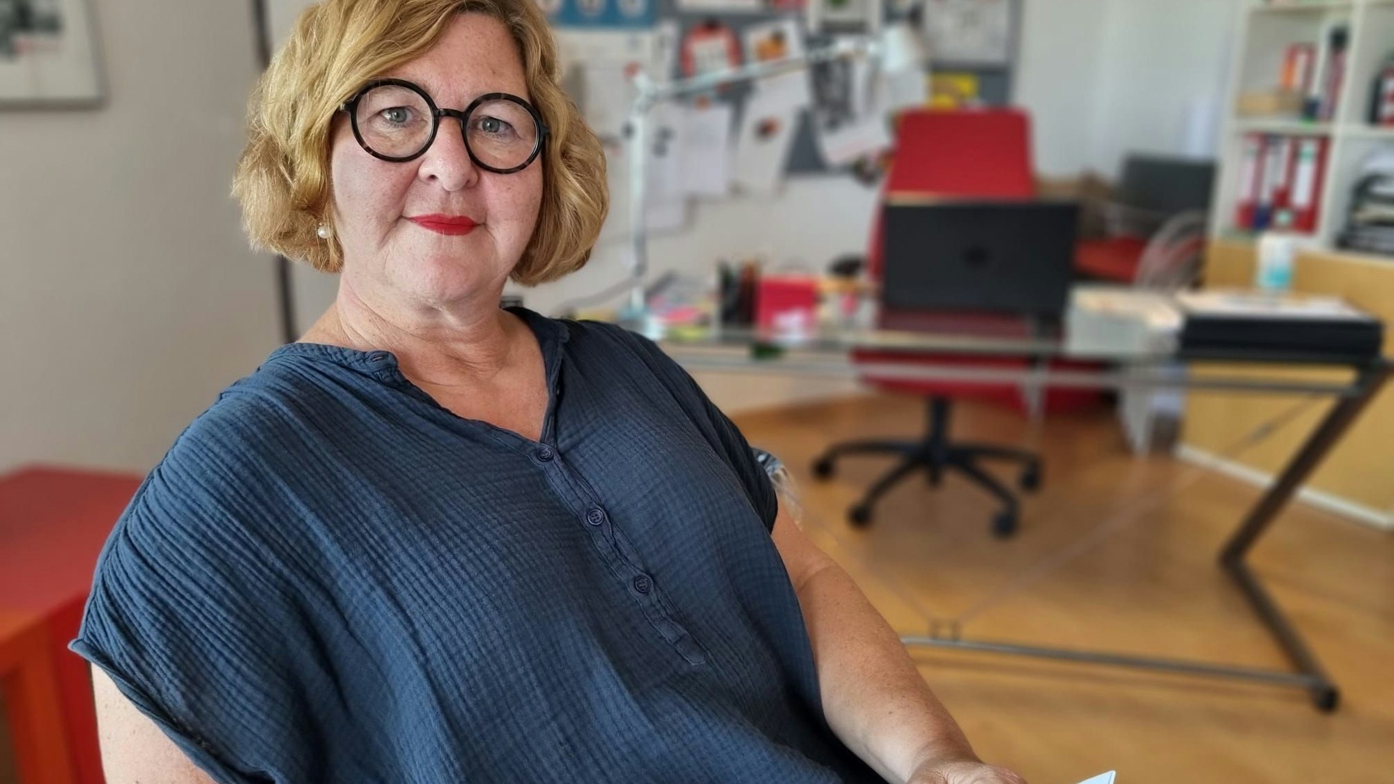 Pro Familia Leverkusen, Pia Heck (Blond, Leiterin) mit Miriam Pouget (dunkelhaarig, Frauenärztin)
