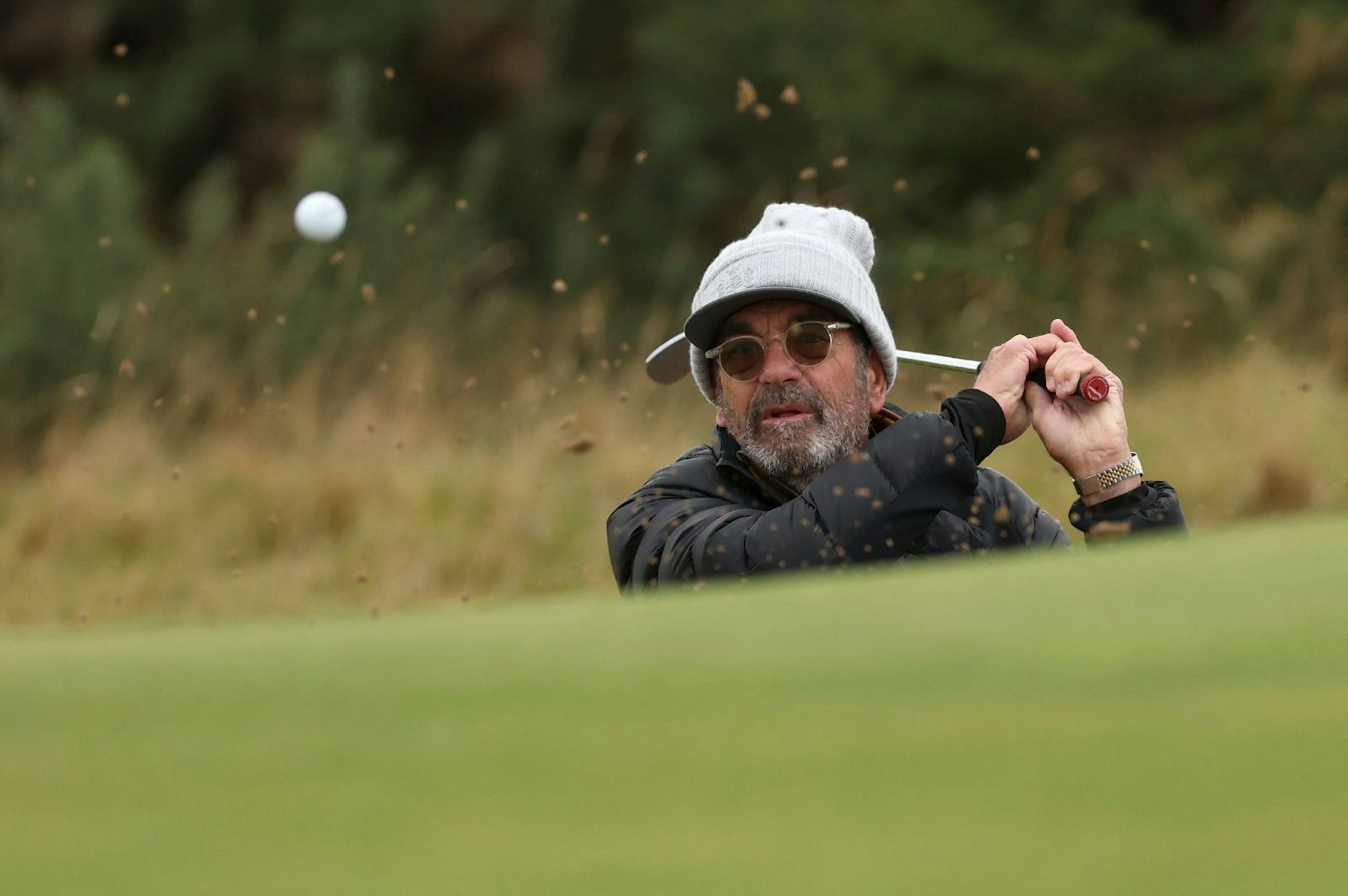 Begeisterter Golfer: Huey Lewis im schottischen St.Andrews während eines Turniers im Jahr 2024. (Bild: Richard Heathcote/Getty Images)