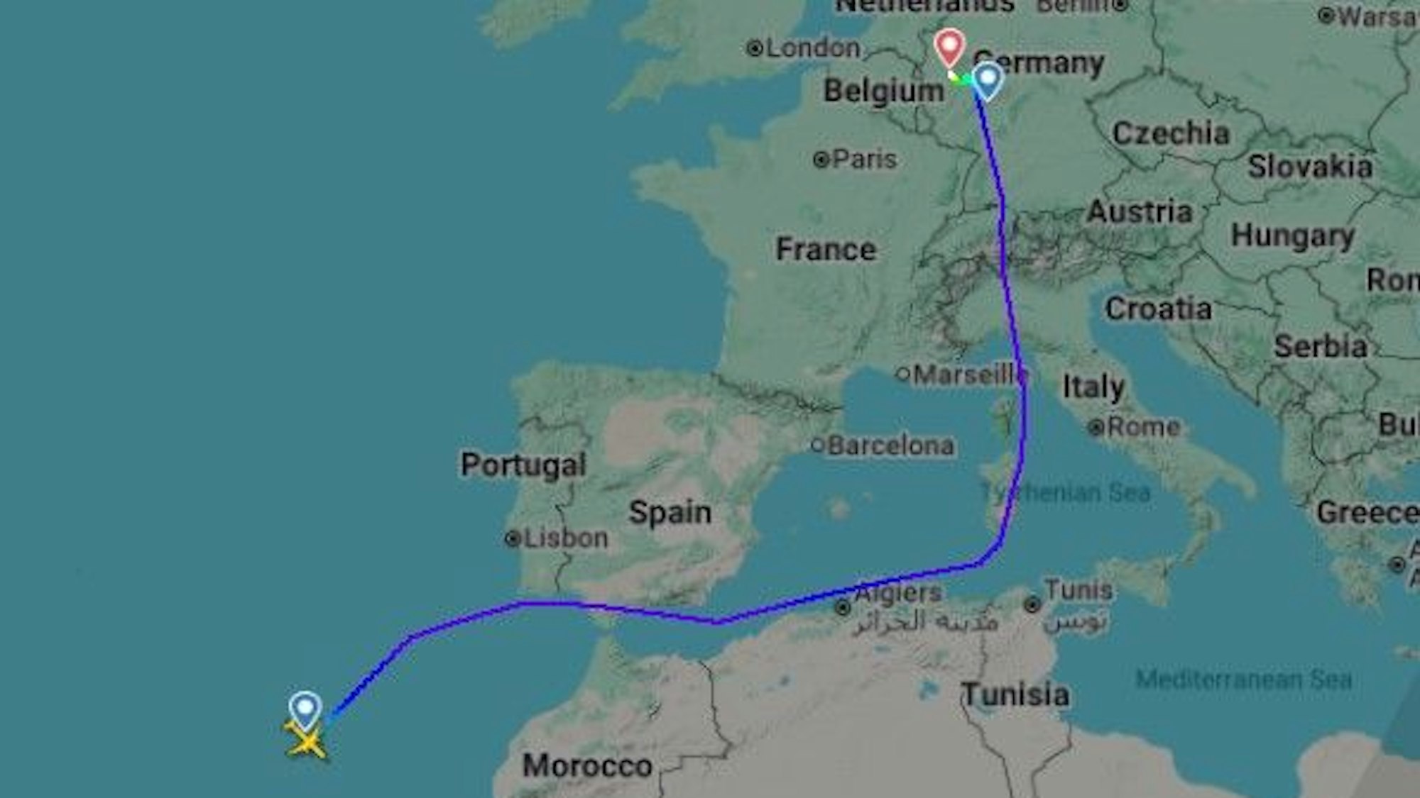 Die Flugroute des Airbus A320 von Funchal nach Frankfurt bzw. Köln-Bonn.