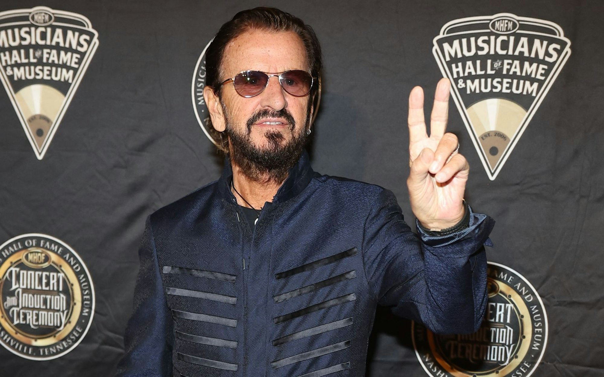 Auf ewiger Mission für Liebe und Frieden: Ringo Starr. (Bild: Terry Wyatt/Getty Images for ABA)
