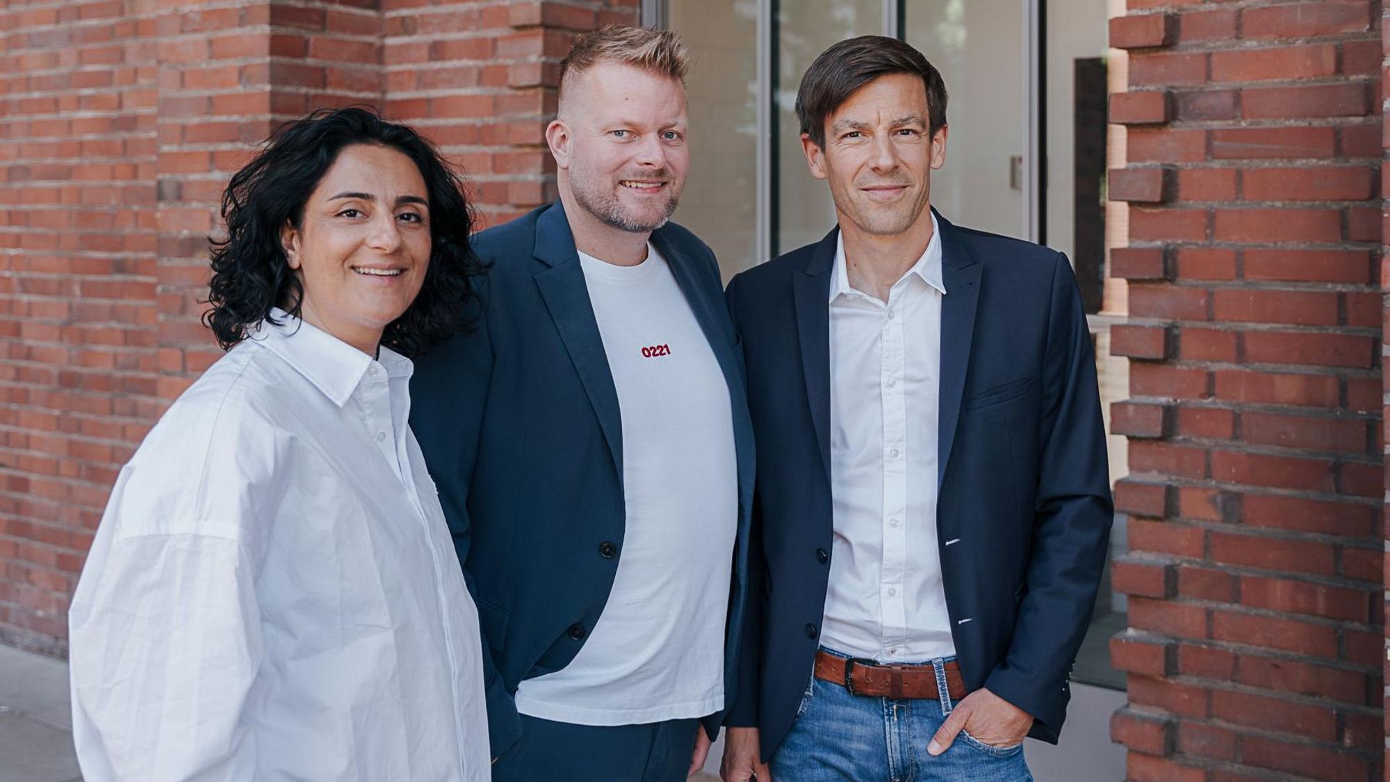 Tugba Tekkal, Wilke Stroman und Carsten Wettich (v.l.)