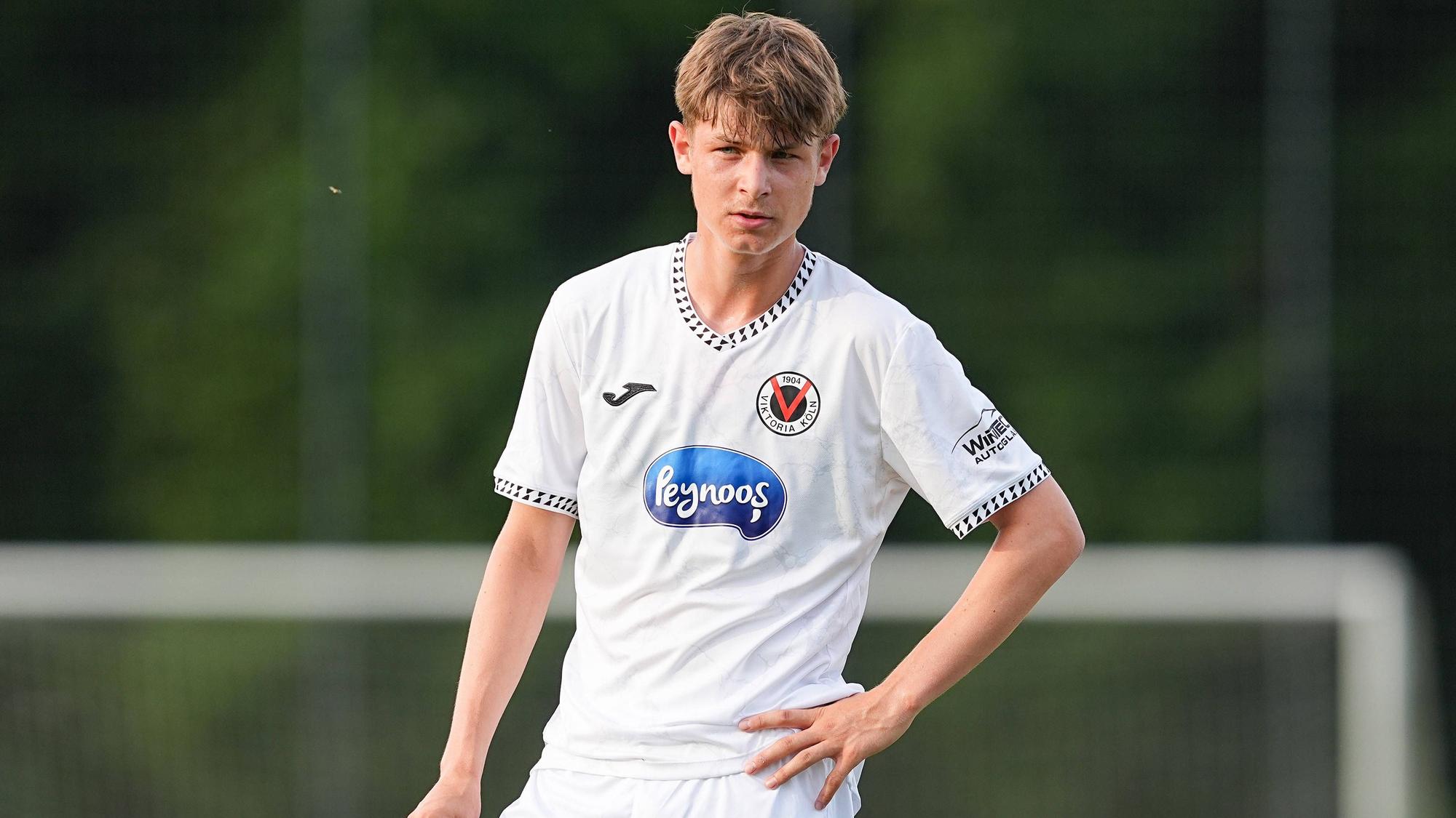 04.07.2025, xydrx, Fußball, FC Viktoria Köln - SC Wiedenbrück, Testspiel, Trainingsplatz Pohlstadtsweg: Raphael Ott Viktoria Köln 14 Nordrhein-Westfahlen Deutschland *** 04 07 2025, xydrx, Football, FC Viktoria Köln SC Wiedenbrück, Test match, Training ground Pohlstadtsweg Raphael Ott Viktoria Köln 14 North Rhine-Westphalia Germany