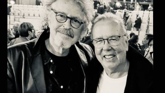 Wolfgang Niedecken mit Radio- und Fernsehmoderator Frank Laufenberg.