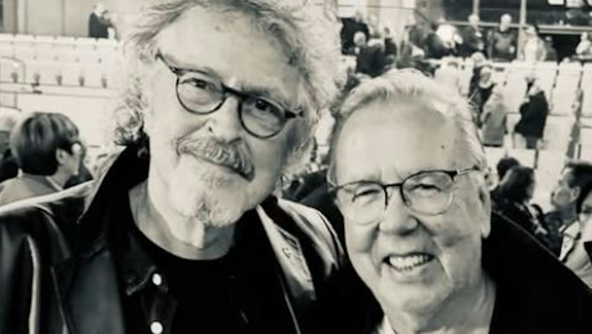 Wolfgang Niedecken mit Radio- und Fernsehmoderator Frank Laufenberg.