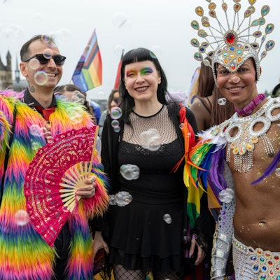 06.07.2025, Köln: Mark Benecke nimmt an der Parade teil. Queere Menschen feiern in phantasievollen Kostümem den Christopher Street Day. Demonstration zum ColognePride 2025 (CSD-Parade). Foto: Uwe Weiser