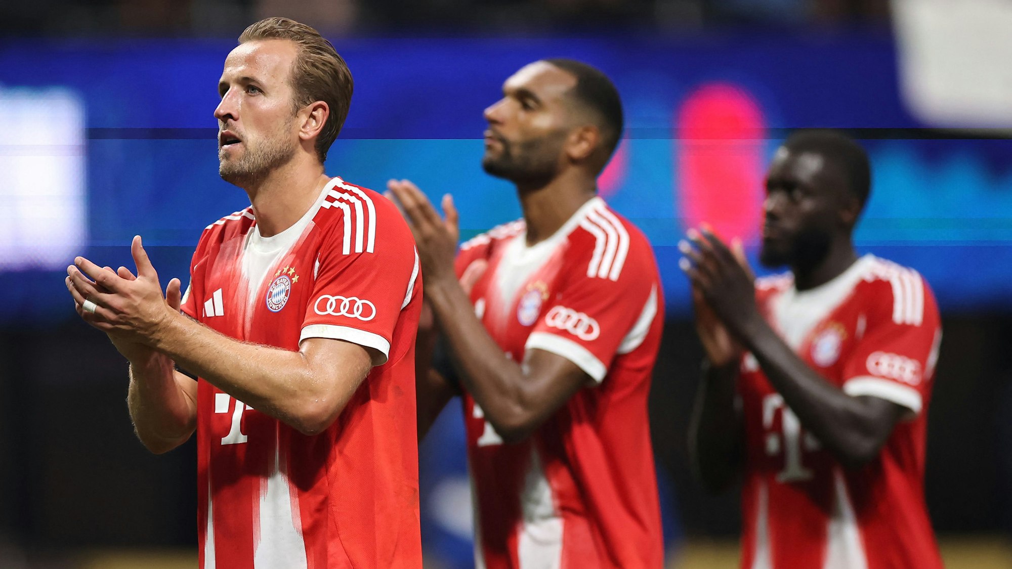 Harry Kane und andere Spieler vom FC Bayern München.