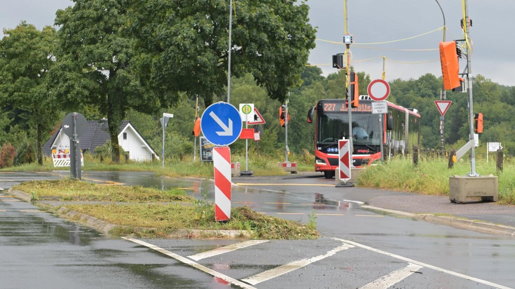 An der Straße Moitzfeld, Abbiegung Steinacker, wird gebaut.