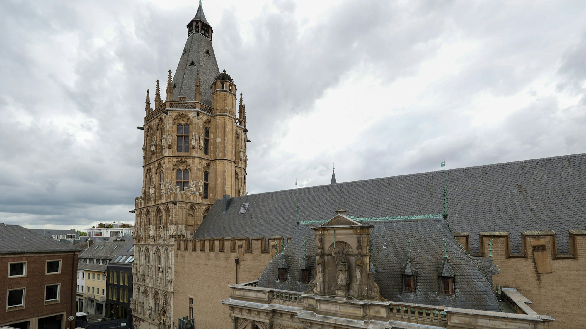 Blick auf das Historisches Rathaus: Wie geht es in der Stadtspitze weiter?