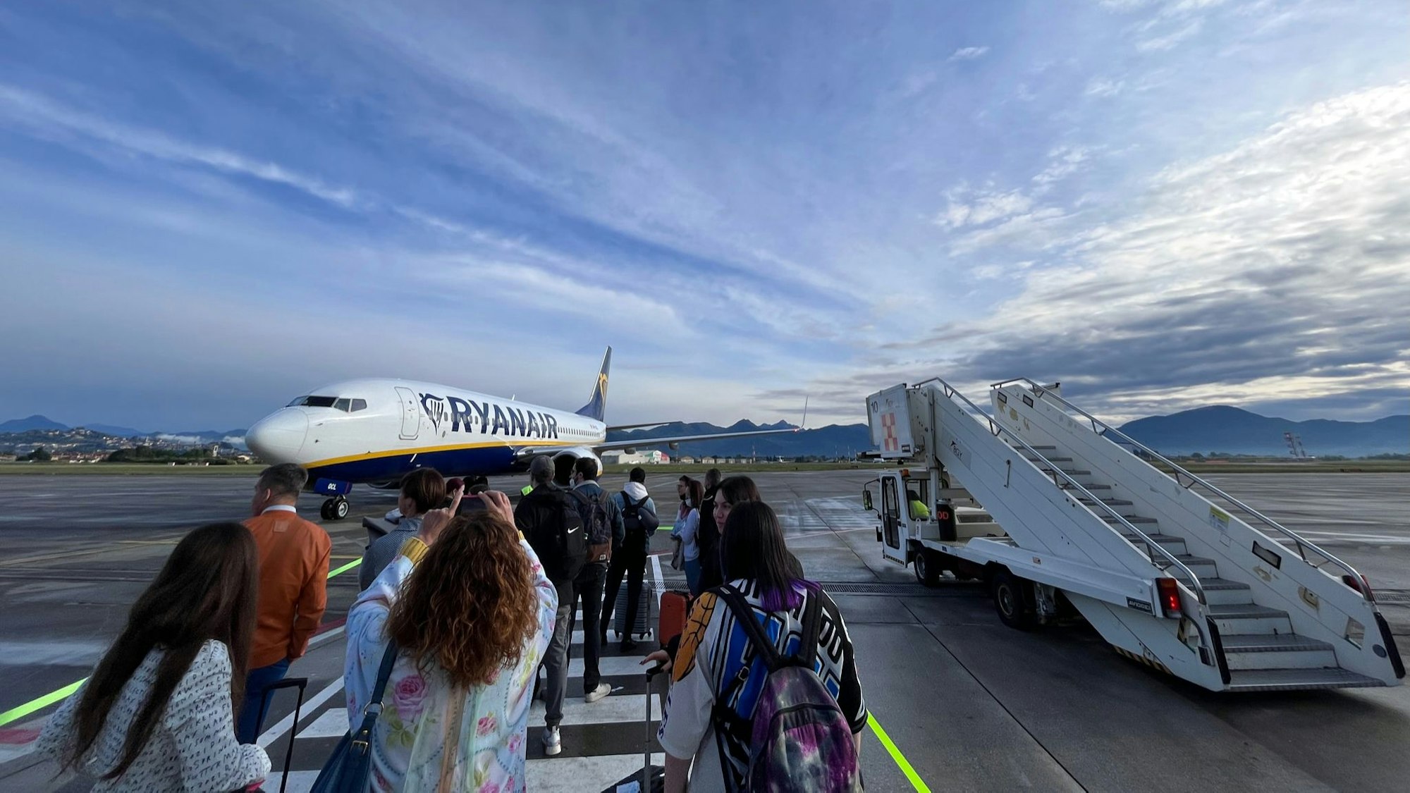 Der Flughafen Bergamo stoppt Flugbetrieb nach tödlichem Unfall auf Start- und Landebahn. (Archivbild)