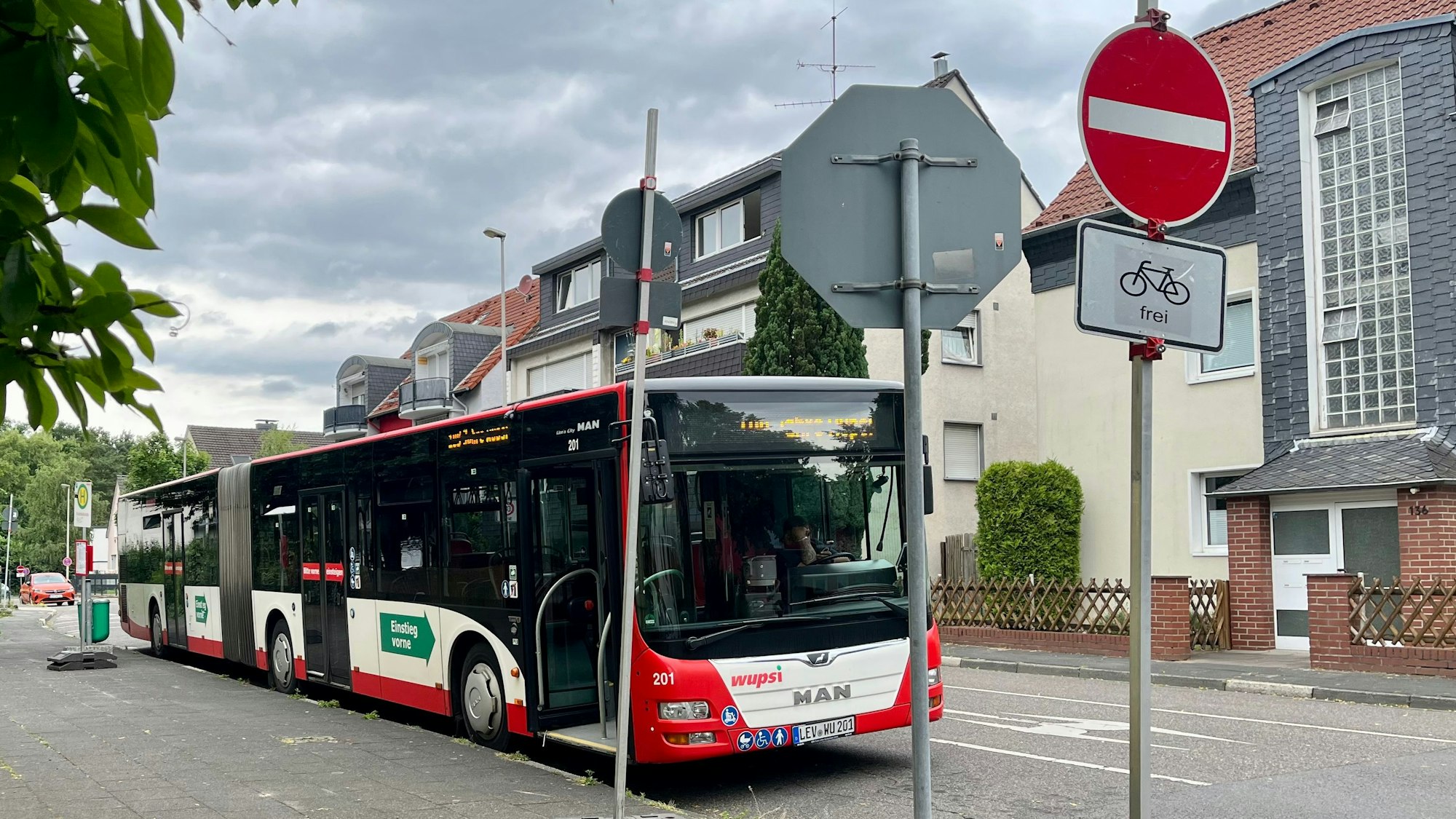 Wupsi-Bus in Schlebusch