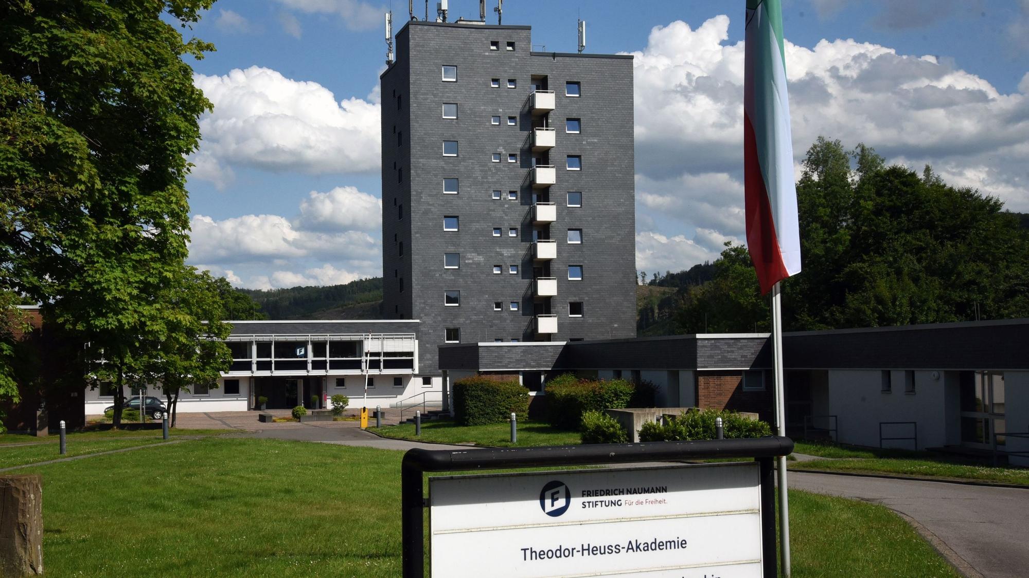 Eine Außenansicht der Akademie.