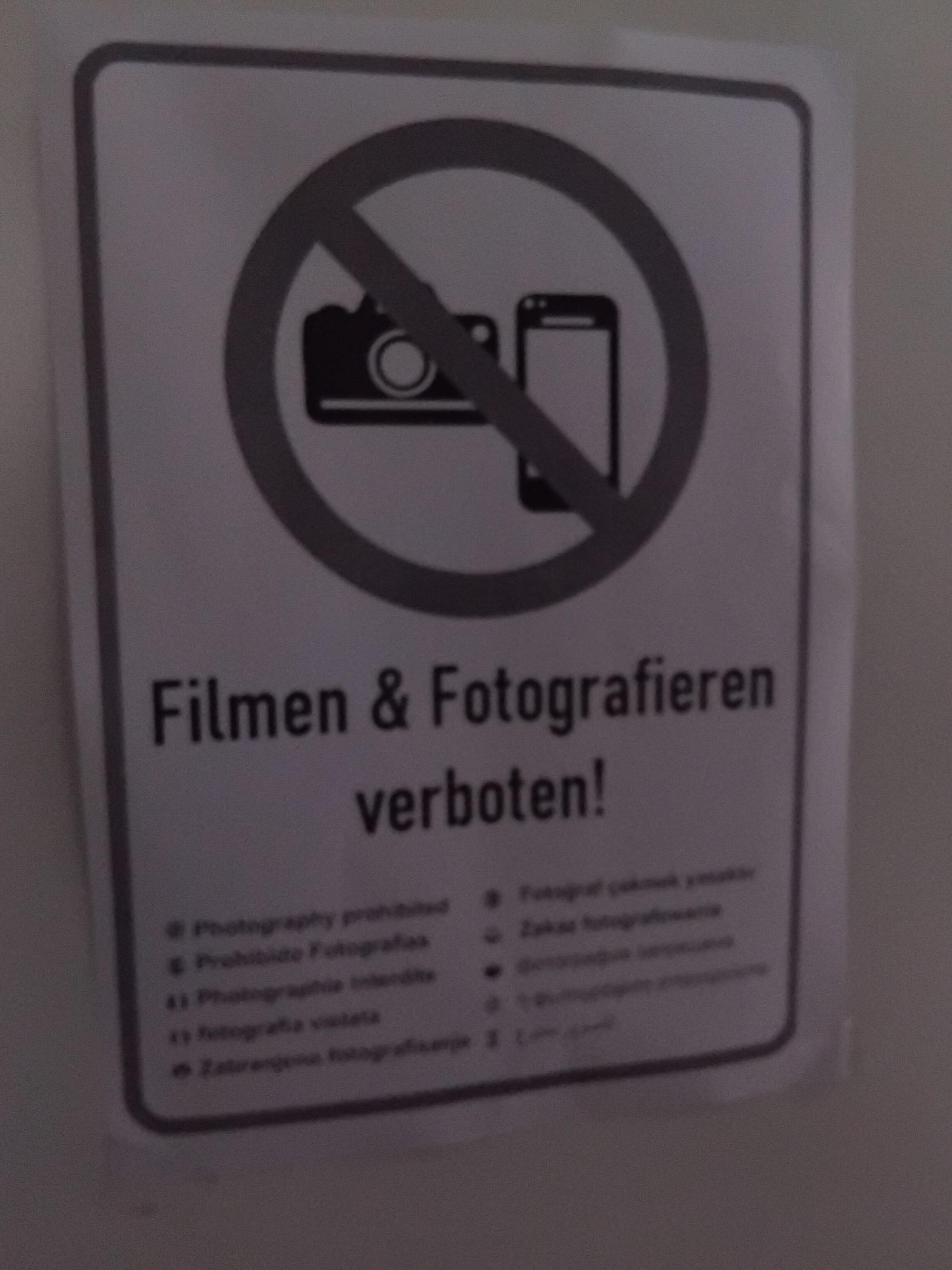 Nicht nur die Bürger durften in der Unterkunft keine Fotos machen, auch den Bewohnern ist das nicht erlaubt.