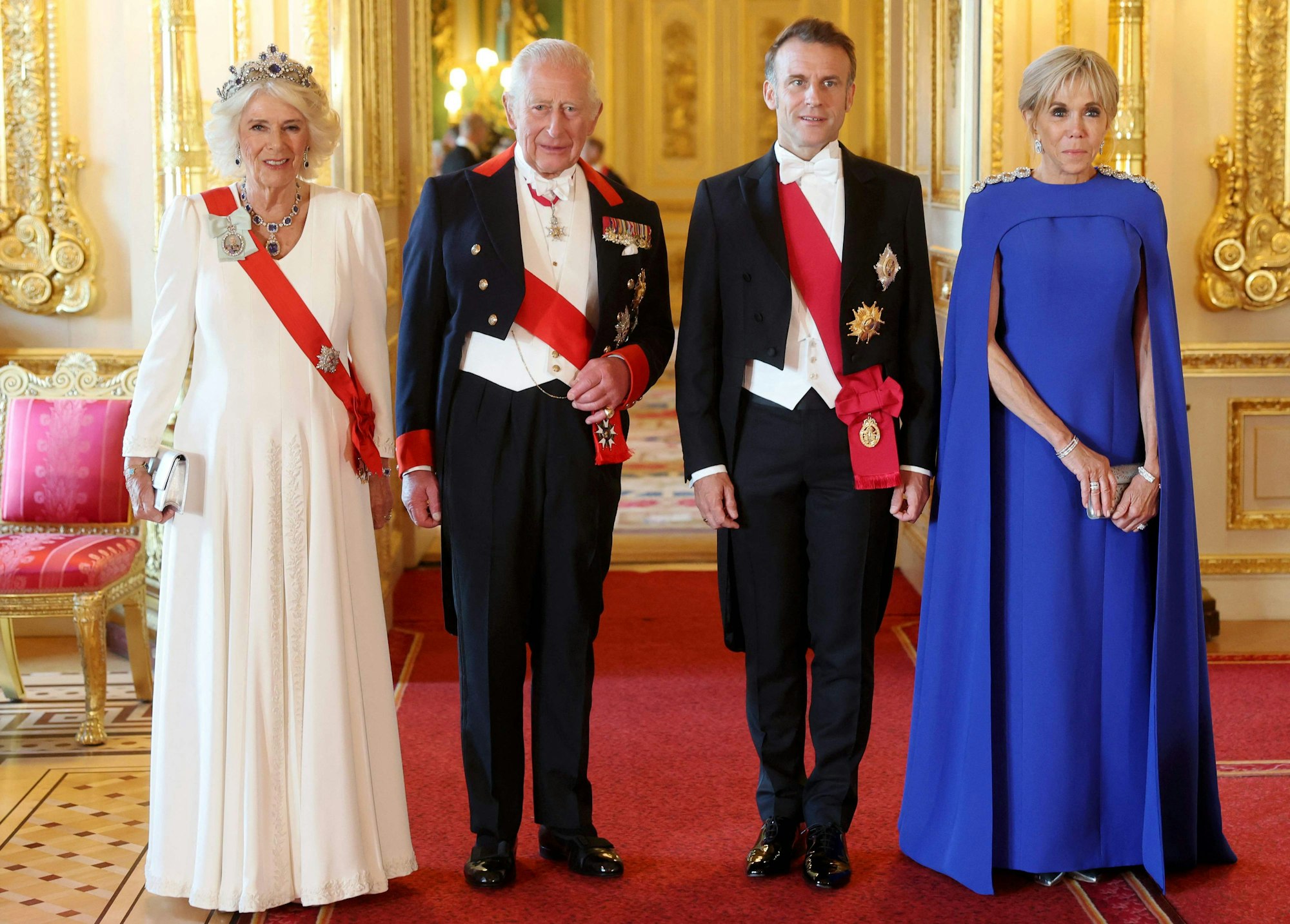 König Charles, Königin Camilla und die Macrons beim Staatsbankett in Windsor – ein festlicher Moment zum Auftakt des Staatsbesuchs.