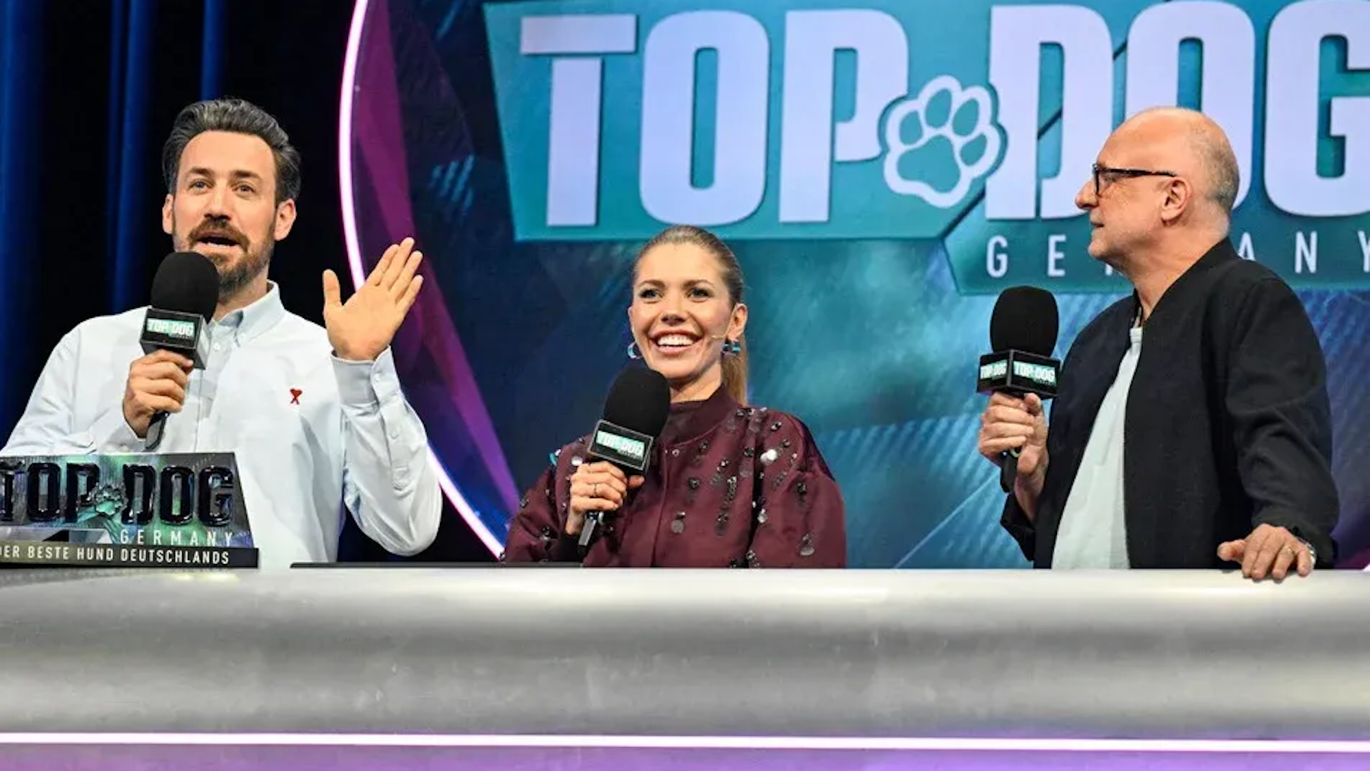 Als Kommentatoren dabei sind auch in diesem Jahr wieder Jan Köppen (42, l.) und Frank Buschmann (60).