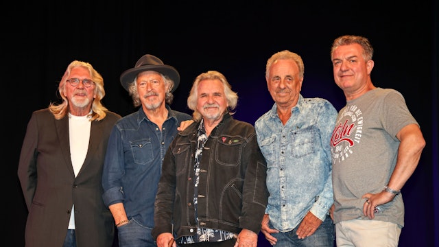 Jürgen Fritz, Wolfgang Niedecken, Tommy Engel, Erry Stoklosa und Linus (v.l.) präsentierten das Programm
