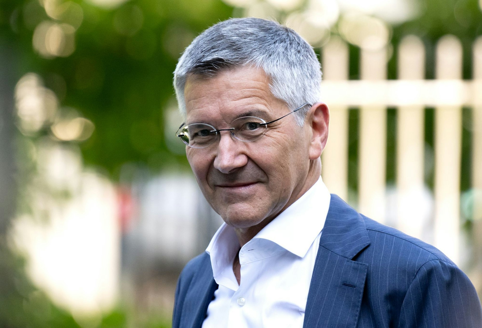 Bayern-Präsident Hainer will stärker auf Spieler aus dem eigenen Nachwuchs setzen.