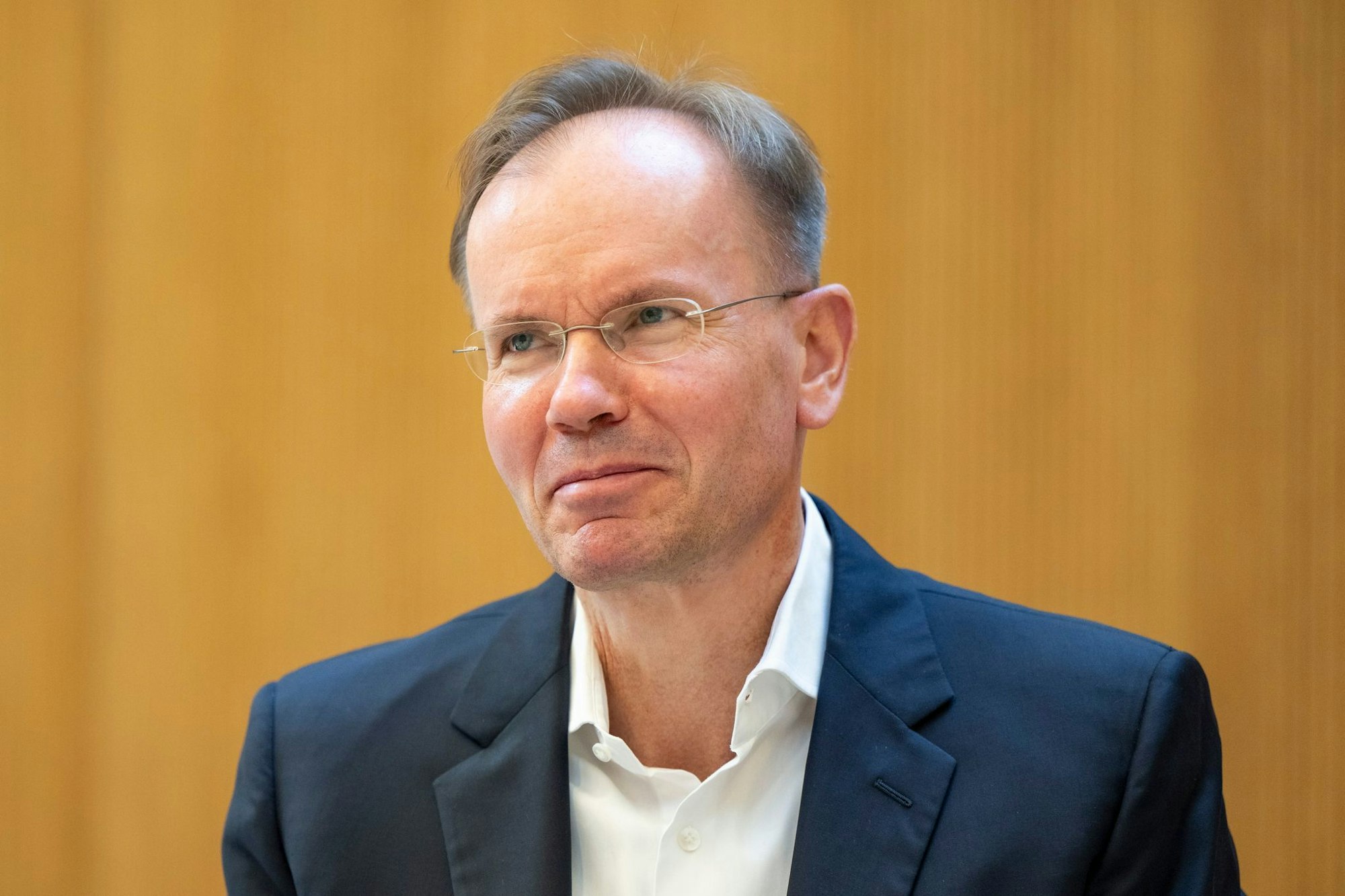Ex-Vorstandschef Braun steht im Zentrum des Prozesses.