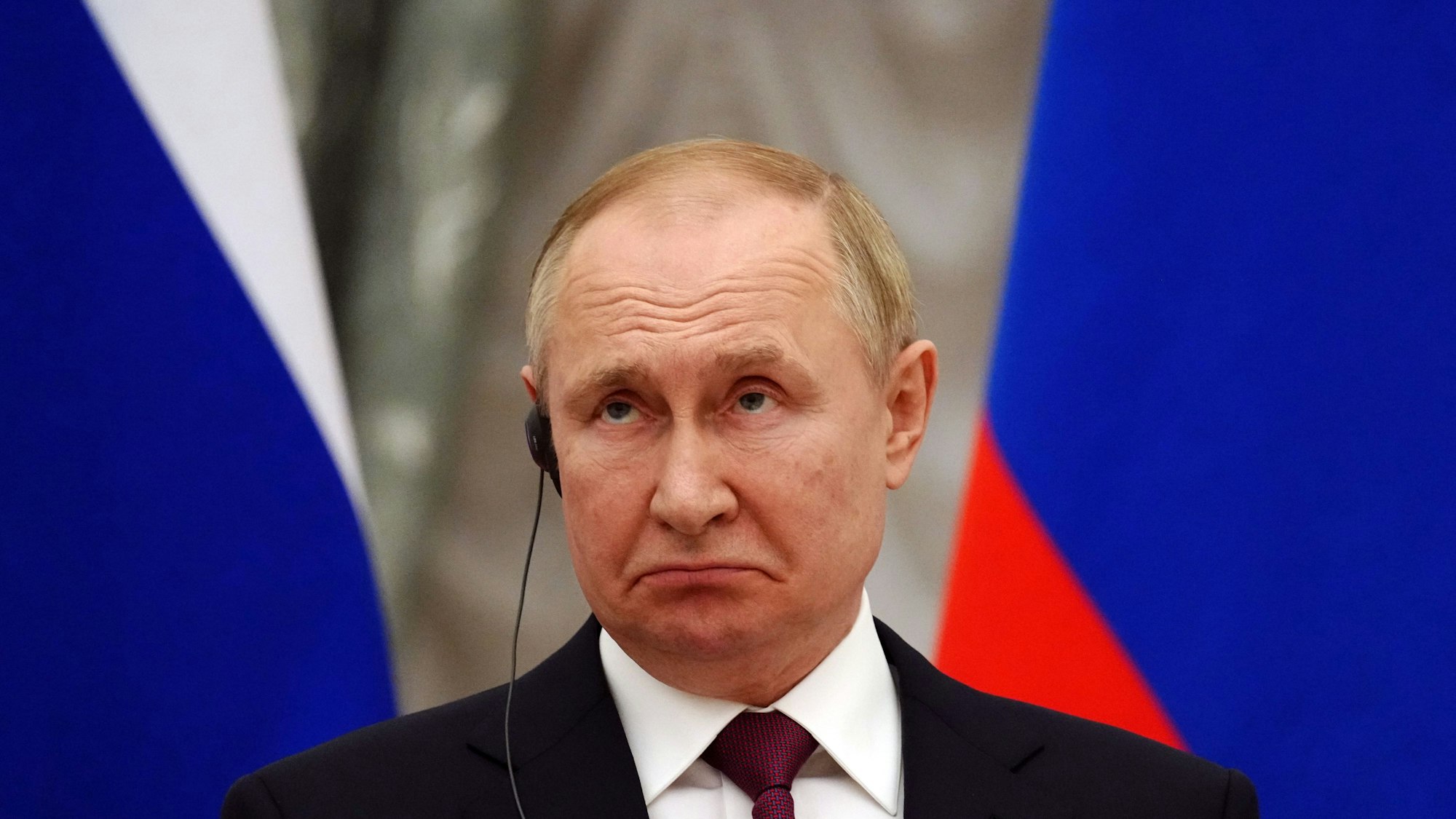 Kremlchef Wladimir Putin rückt nicht von seinem bisherigen Kurs ab. Laut Kreml-Insidern glaubt der russische Präsident weiter an einen militärischen Sieg in der Ukraine. (Archivbild)