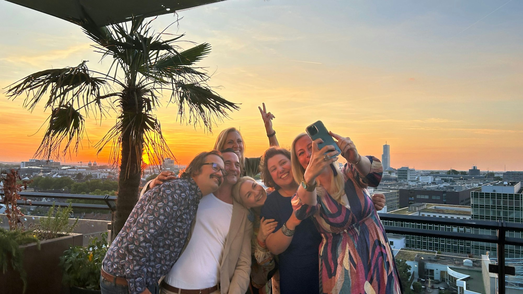 Malerische Kulisse und ausgelassene Stimmung bei den Gästen aus der Medienbranche.