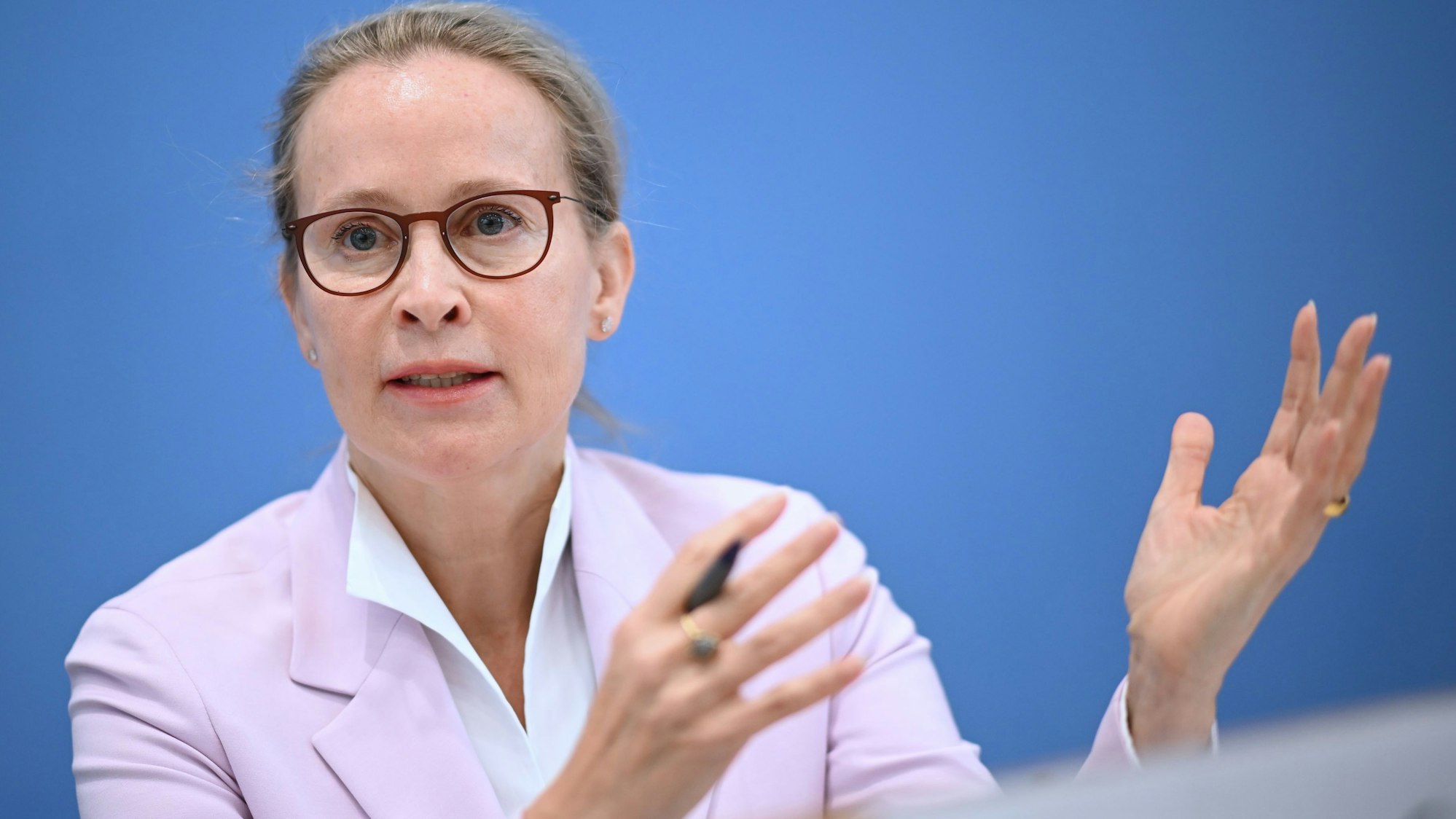 15.04.2024, Berlin: Frauke Brosius-Gersdorf, Juristin, stellt den Abschlussbericht der Kommission zur reproduktiven Selbstbestimmung und Fortpflanzungsmedizin vor.