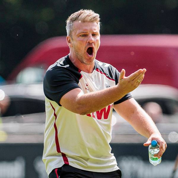 Training: 1. FC Köln 10.07.2025 Lukas Kwasniok 1. FC Köln, Trainer brüllt beim Training des 1.FC Köln am 10.07.2025, Geißbockheim, Köln *** Training 1 FC Köln 10 07 2025 Lukas Kwasniok 1 FC Köln, coach yells during training of 1 FC Köln on 10 07 2025, Geißbockheim, Cologne Copyright: xBEAUTIFULxSPORTS/Meuselx