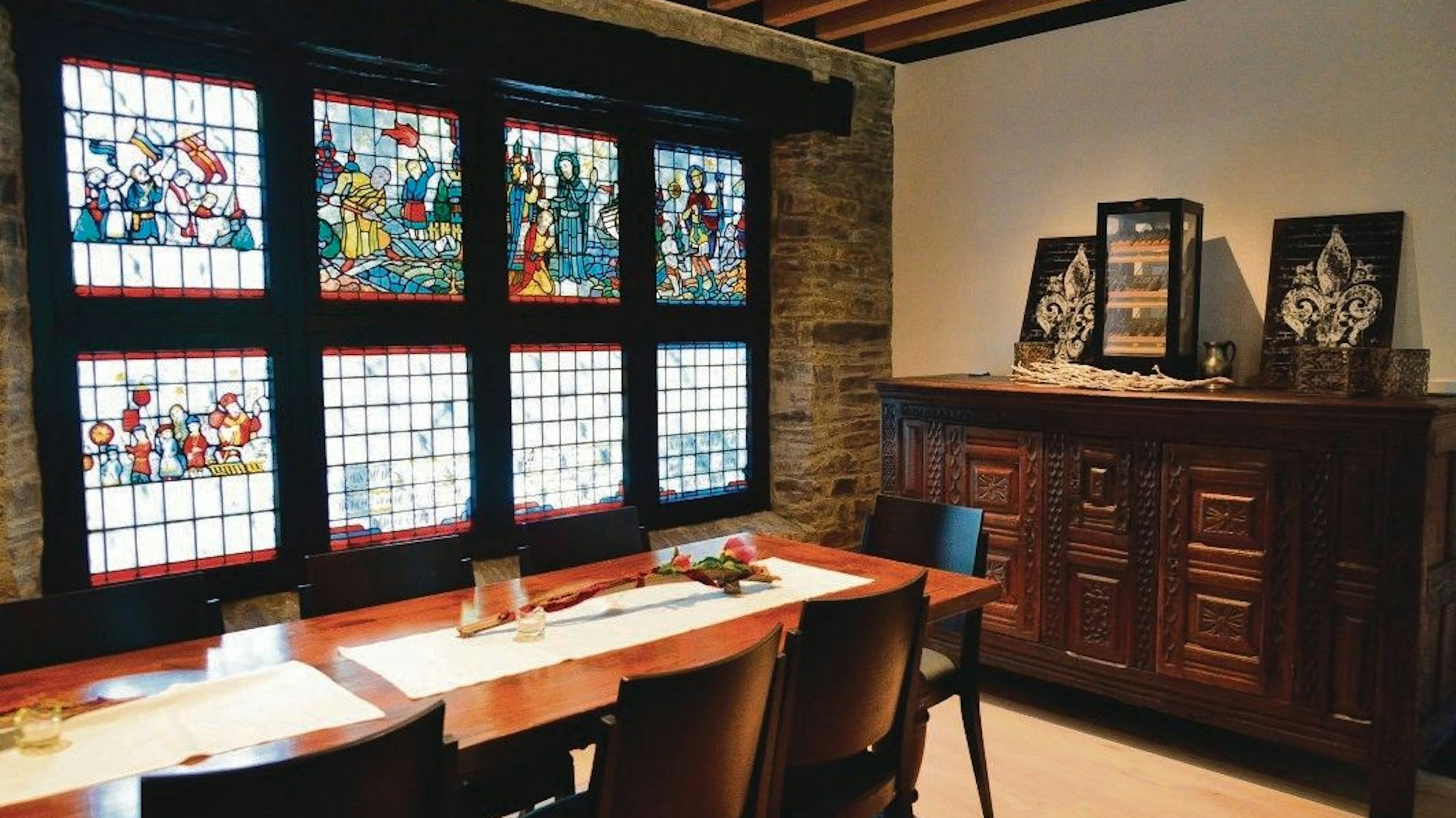 Das Foto zeigt das Restaurant, vor dem Brand