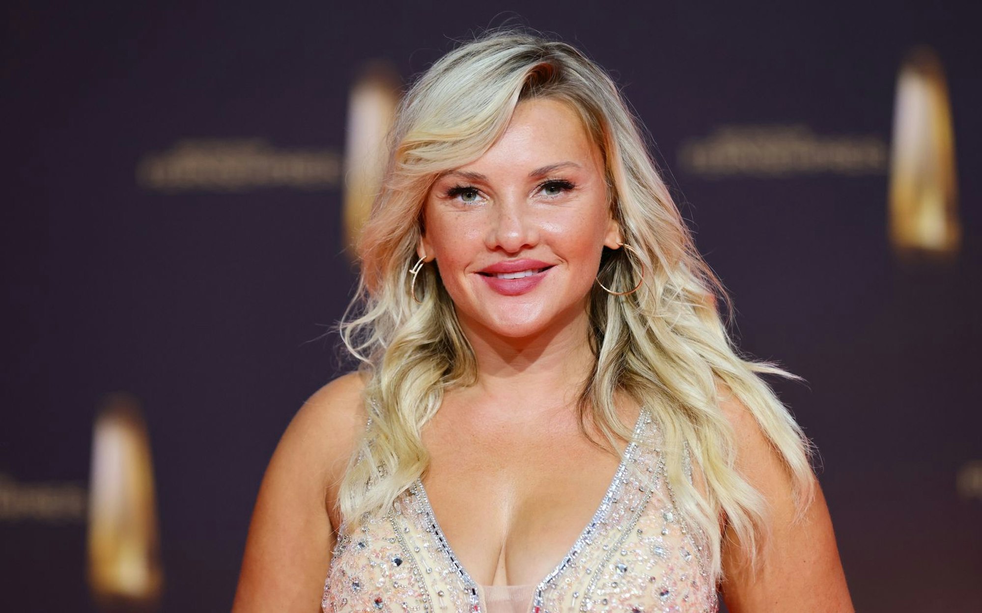 Im neuen, gemeinsamen Podcast mit Laura Karasek hat Evelyn Burdecki von einer dramatischen Begegnung mit einem heimlichen Verehrer berichtet. (Bild: 2024 Getty Images/Joshua Sammer)