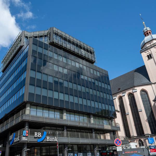 Das Rolex-Haus am Hauptbahnhof.
