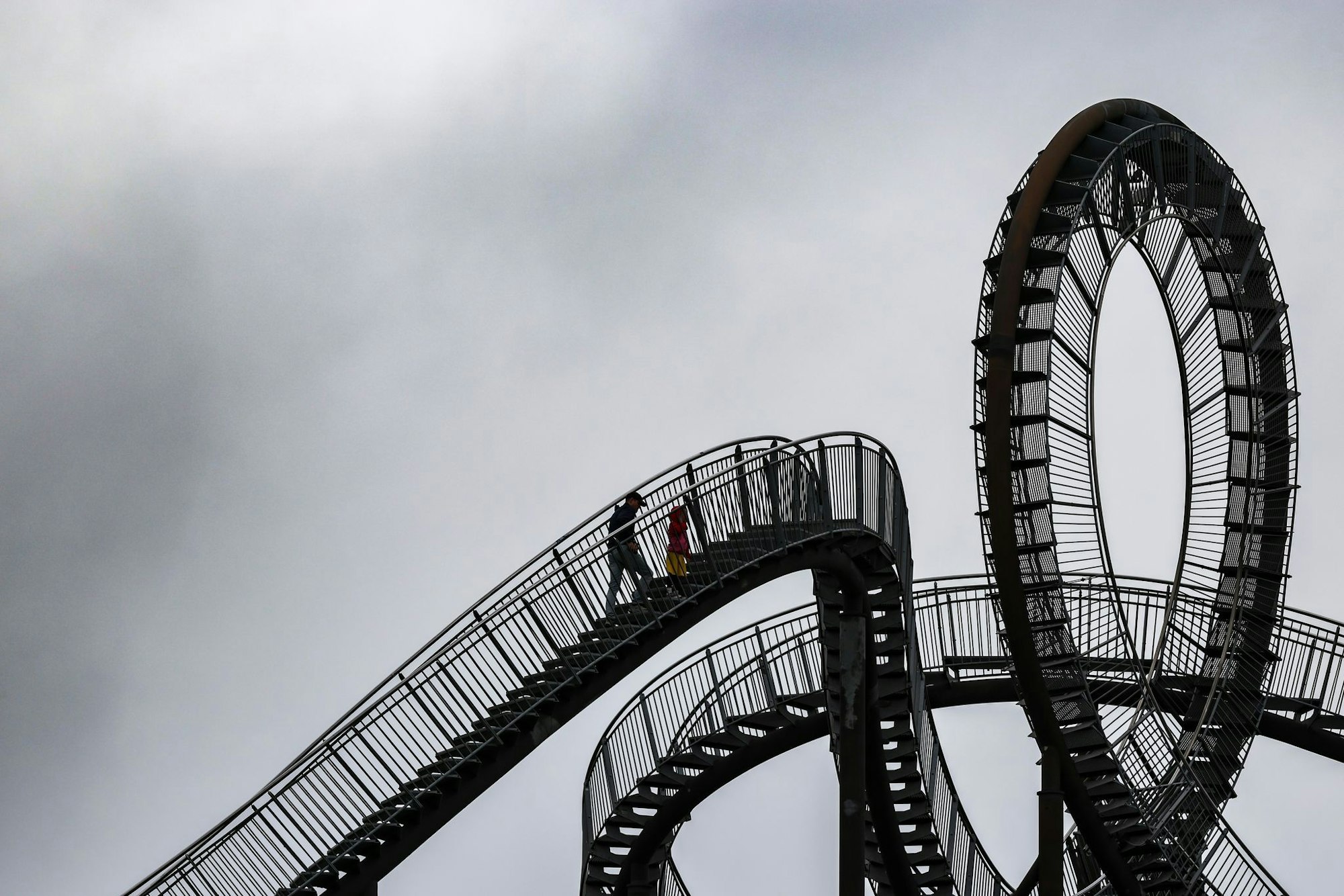 In Nordrhein-Westfalen soll es zum Ende der Woche bewölkt und mitunter nass werden. (Symbolbild)
