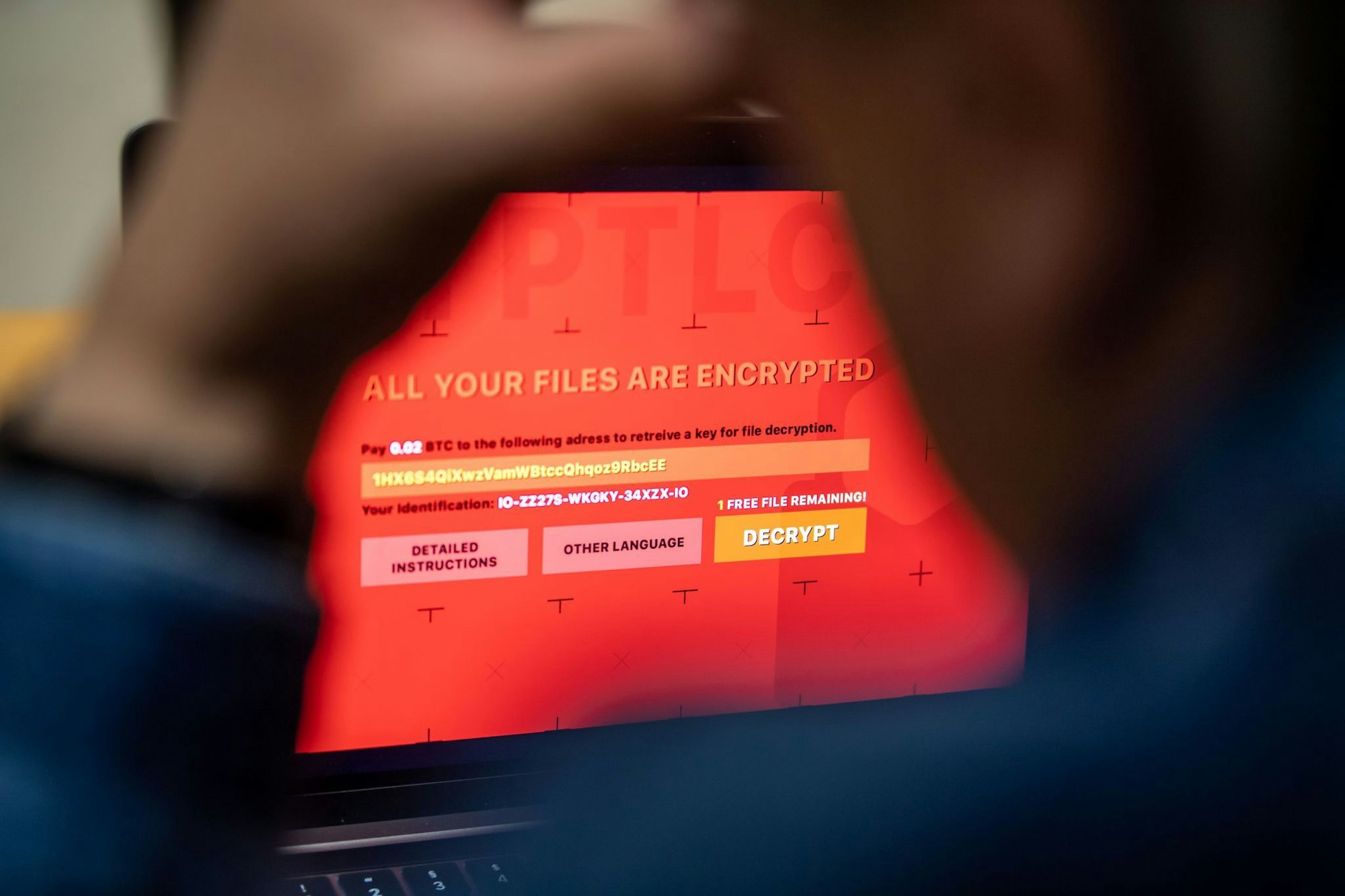 Bei Angriffen mit Ransomware werden Daten verschlüsselt, und die Hacker verlangen Geld für die Freigabe. (Symbolbild)