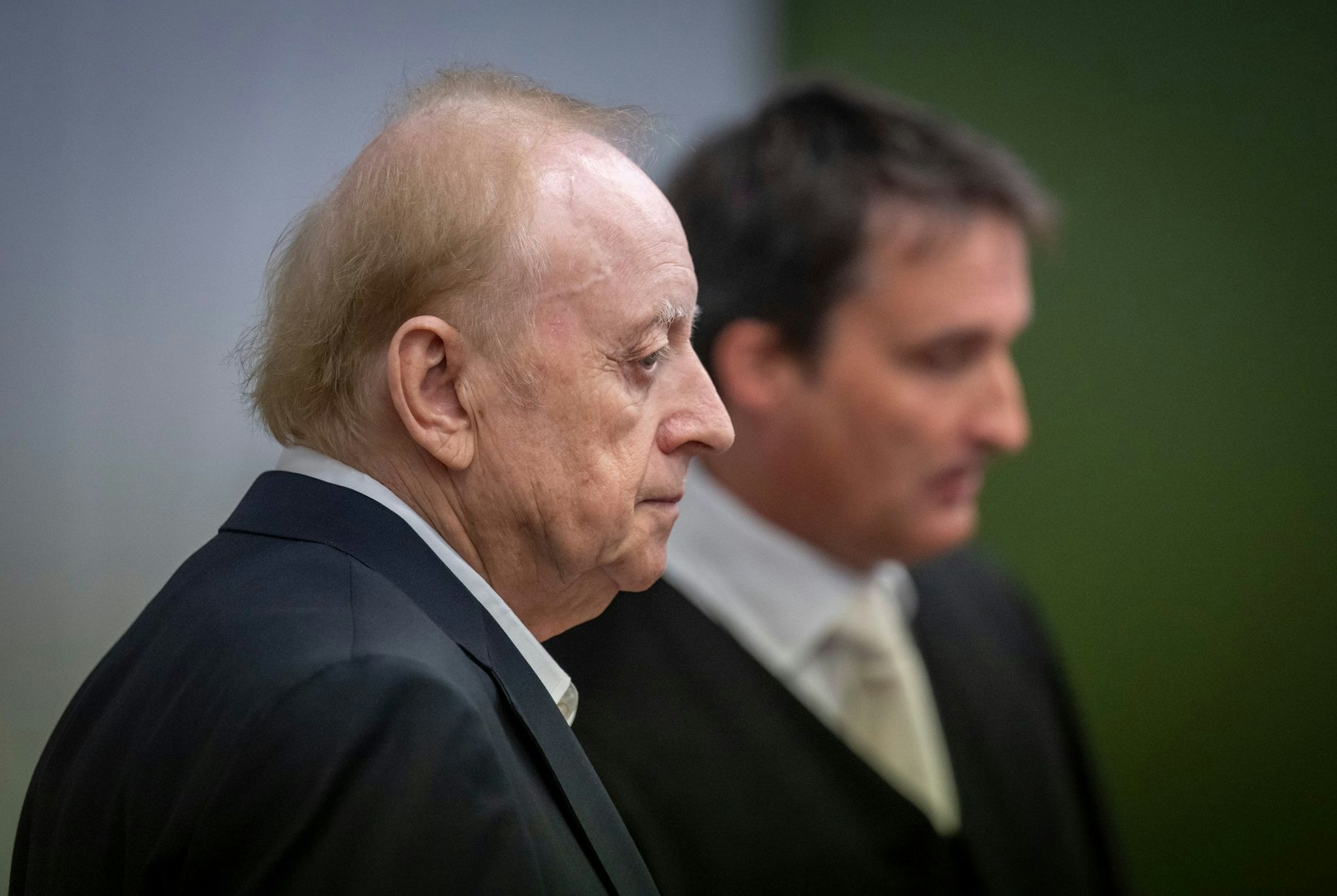 Schuhbecks Verteidiger Norbert Scharf stellte keinen Antrag.