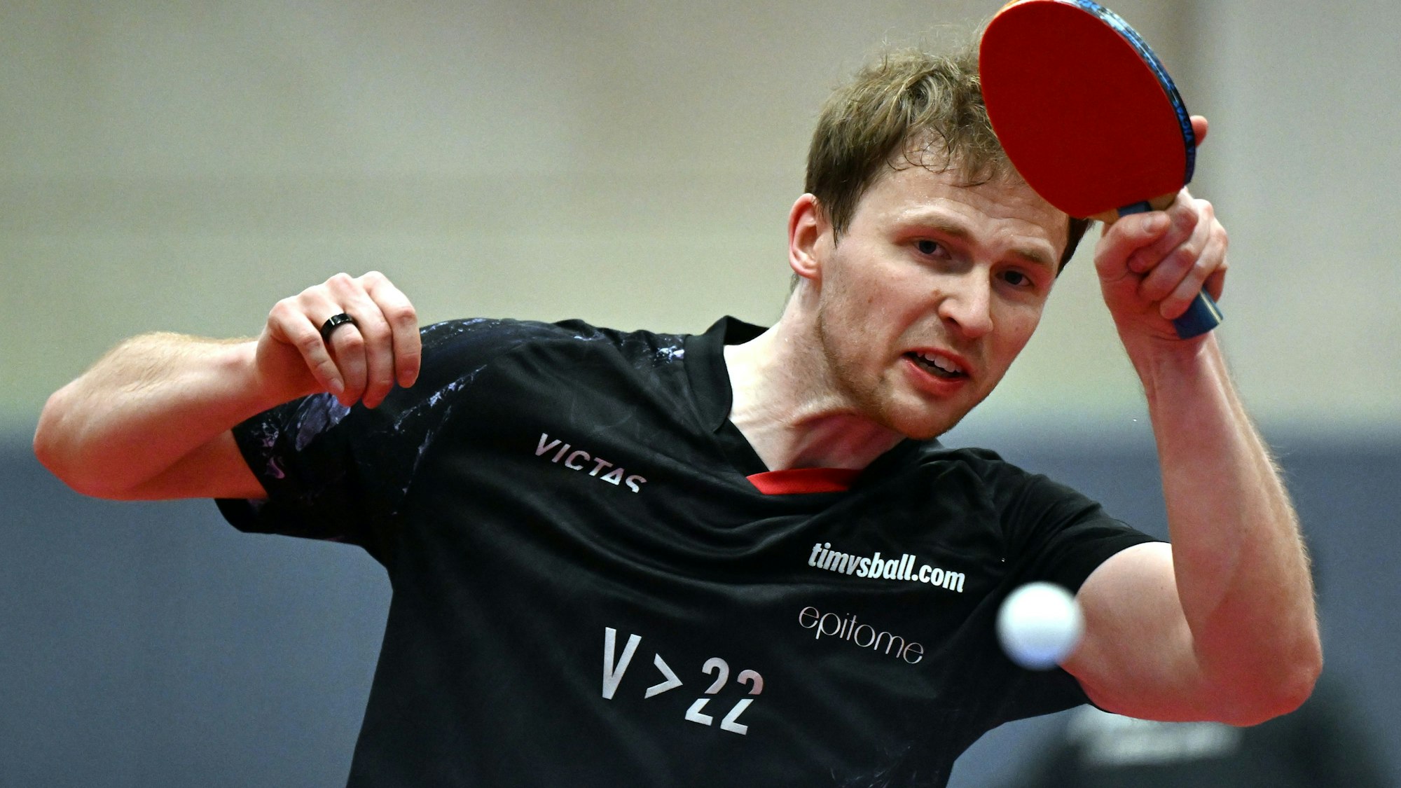 Tischtennisprofi Benedikt Duda in Aktion.