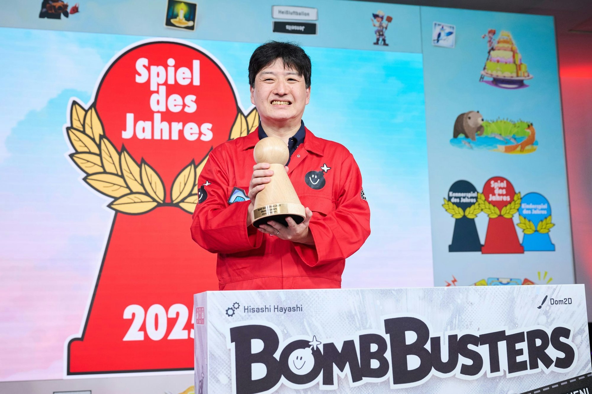 Brettspielautor Hisashi Hayashi gewann mit «Bomb Busters» die Auszeichnung «Spiel des Jahres» 2025.