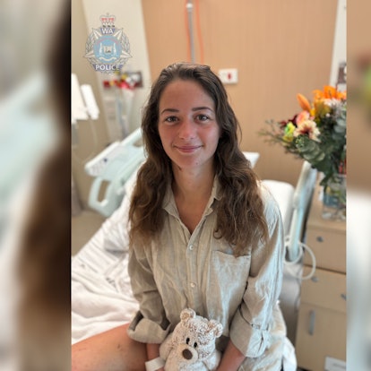 Das von der Polizei zur Verfügung gestellte Bild zeigt Carolina im Krankenhaus. Wenige Tage nach ihrer Rettung aus der australischen Wildnis hat sich die deutsche Backpackerin emotional bei allen Helfern bedankt.