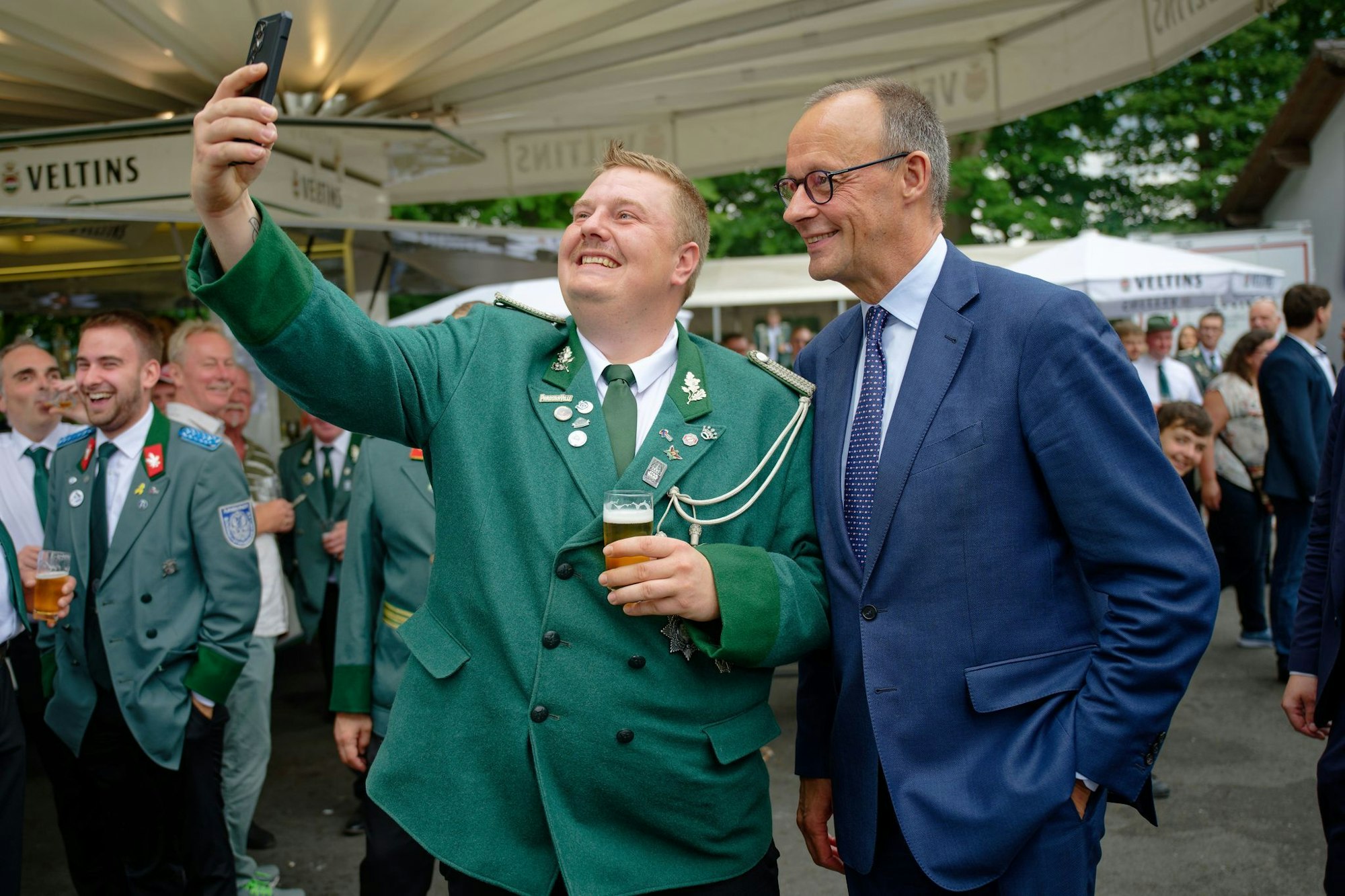 Als Bundeskanzler hat er das traditionelle Fest aber zum ersten Mal besucht.