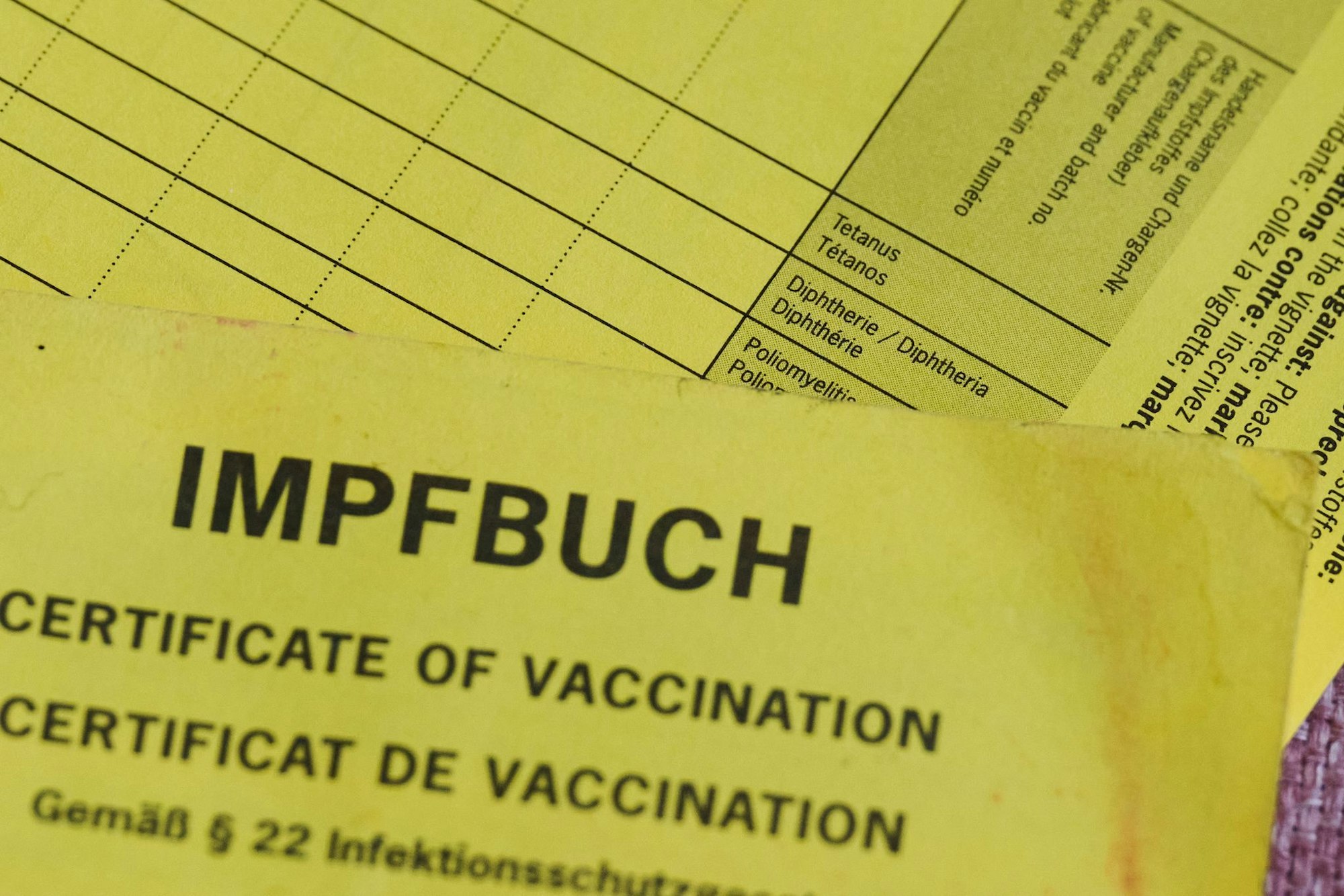 Weltweit sind erste Impfungen schon in den ersten Lebensmonaten empfohlen (Archivbild)