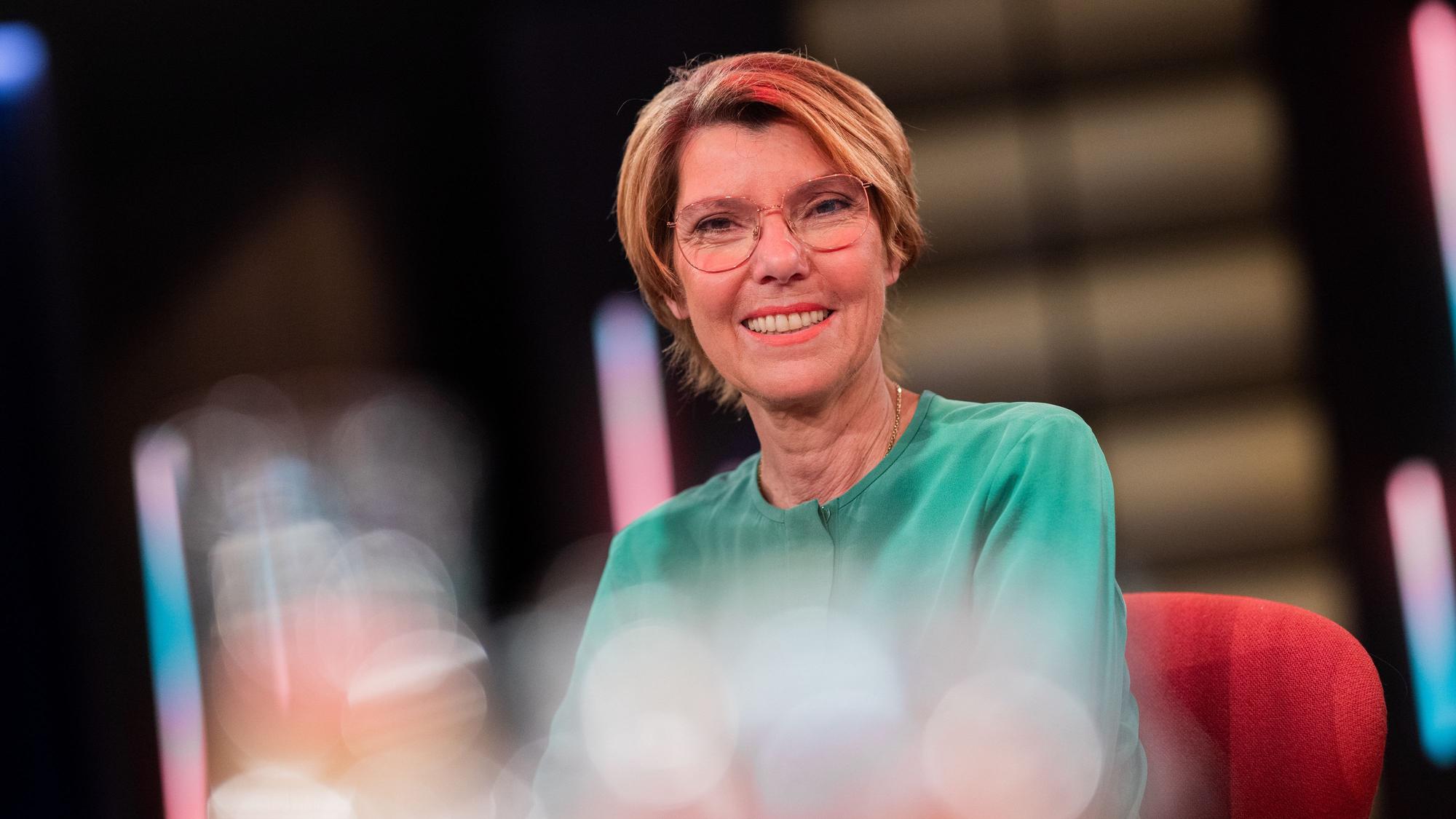 Moderatorin Bettina Böttinger, aufgenommen im Anschluss an die Talkshow „Kölner Treff“. (Archivbild)
