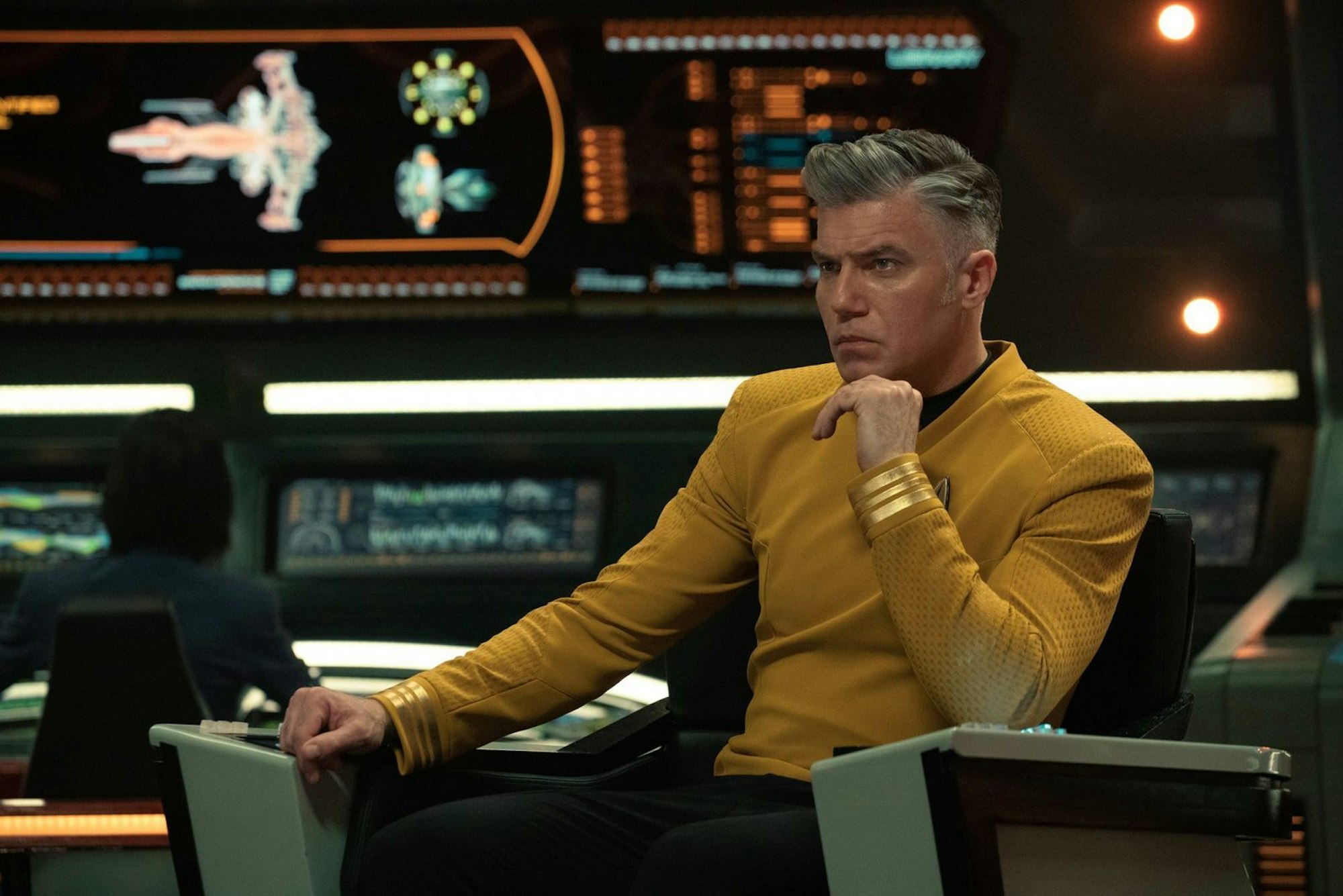 Am 17. Juli starten Captain Pike (Anson Mount) und seine Crew der USS Enterprise in ihre dritte Staffel. „Star Trek: Strange New Worlds“ knüpft als Serie klug an Ideen und Ästhetik der Originalserie aus den Jahren 1966 bis 1969 an. (Bild: Paramount+)