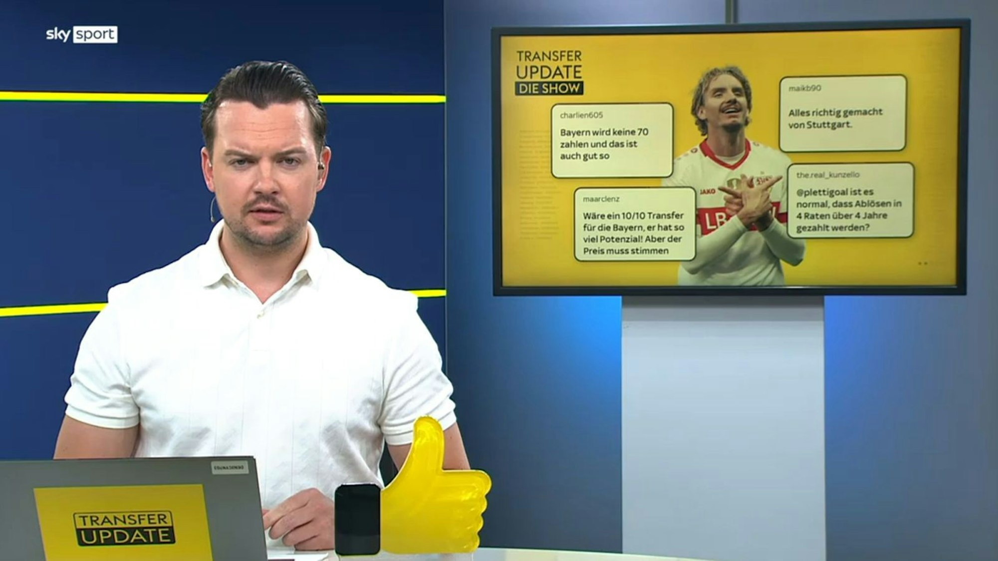 Florian Plettenberg moderiert bei Sky die Sendung „Transfer Update“. (Bild: Sky)
