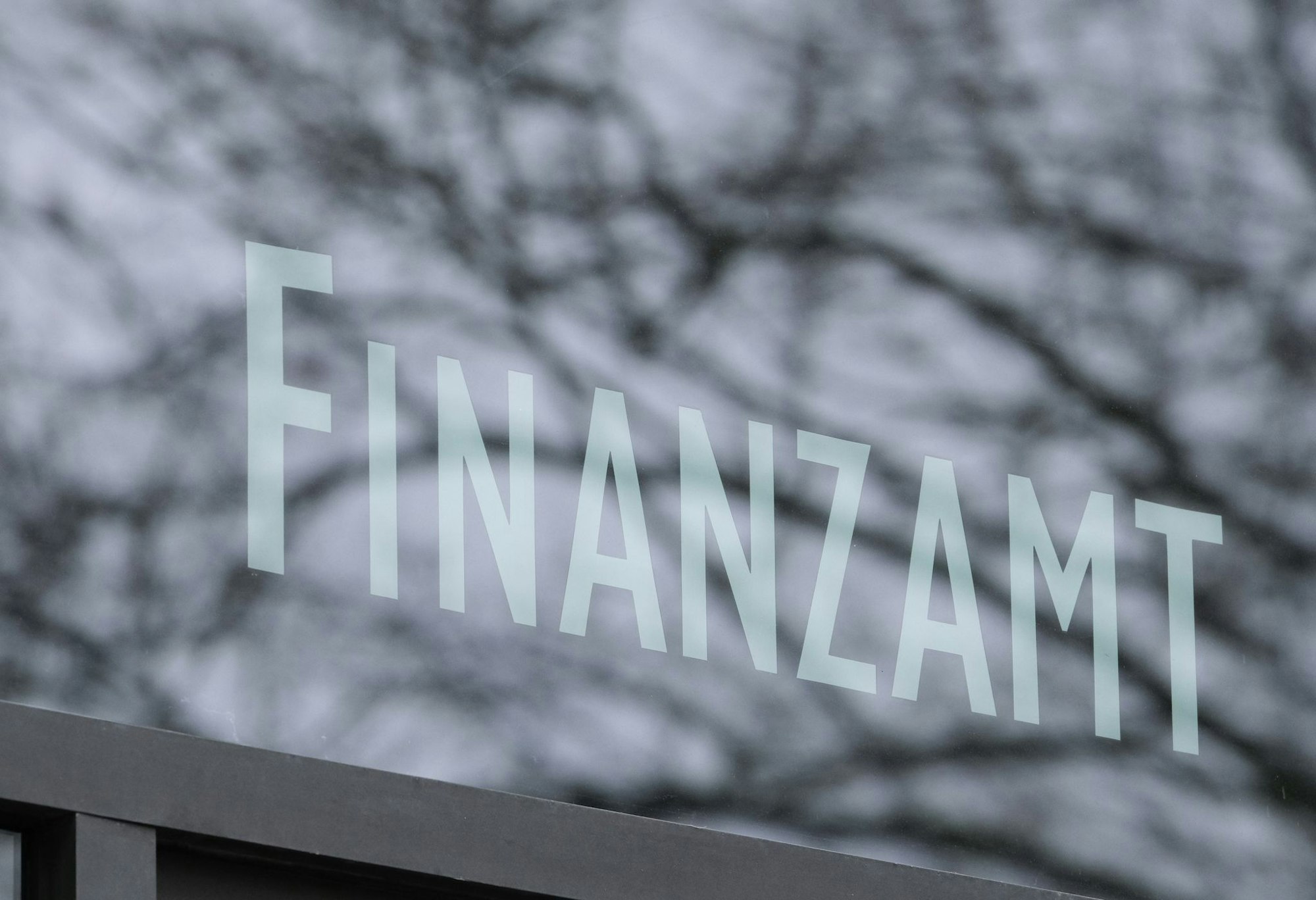 Zur Abgabe einer Steuererklärung verpflichtet? Dann kann das Finanzamt bei Fristversäumnis einen Verspätungszuschlag erheben.