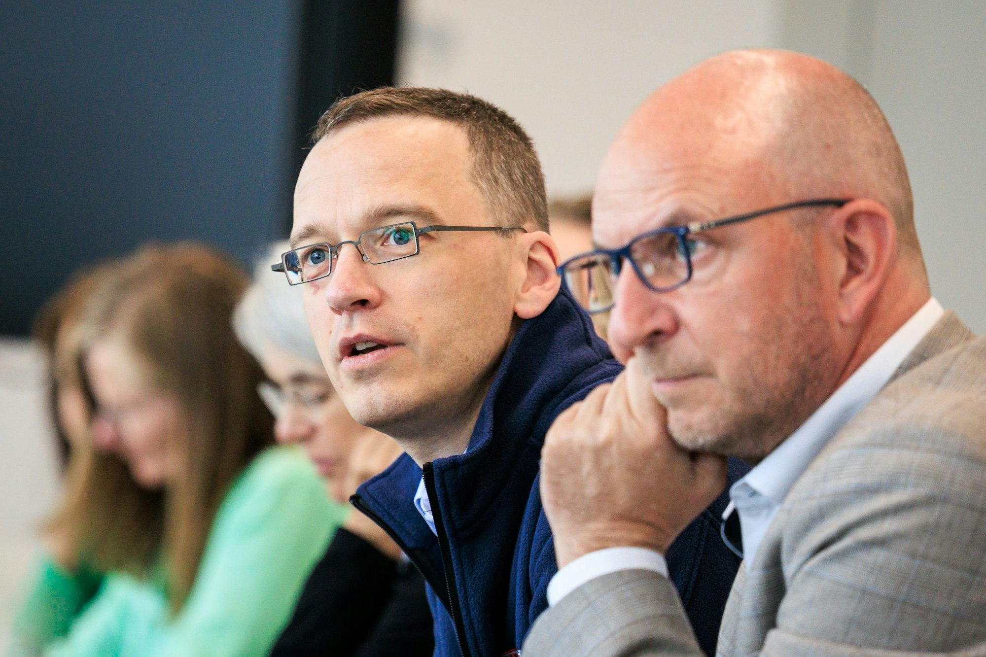 Nach der Generalsanierung zwischen Frankfurt und Mannheim leitet Julian Fassing (li) nun auch die Generalsanierung zwischen Berlin und Hamburg.
