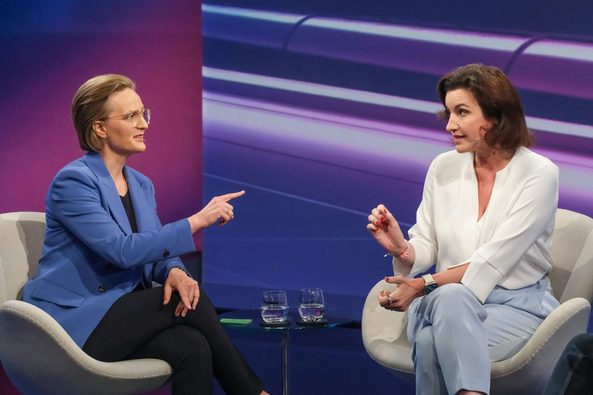 Grünen-Chefin Franziska Brantner machte Dorothee Bär von der CSU bei „Maischberger“ schwere Vorwürfe. (Bild: WDR/Oliver Ziebe)