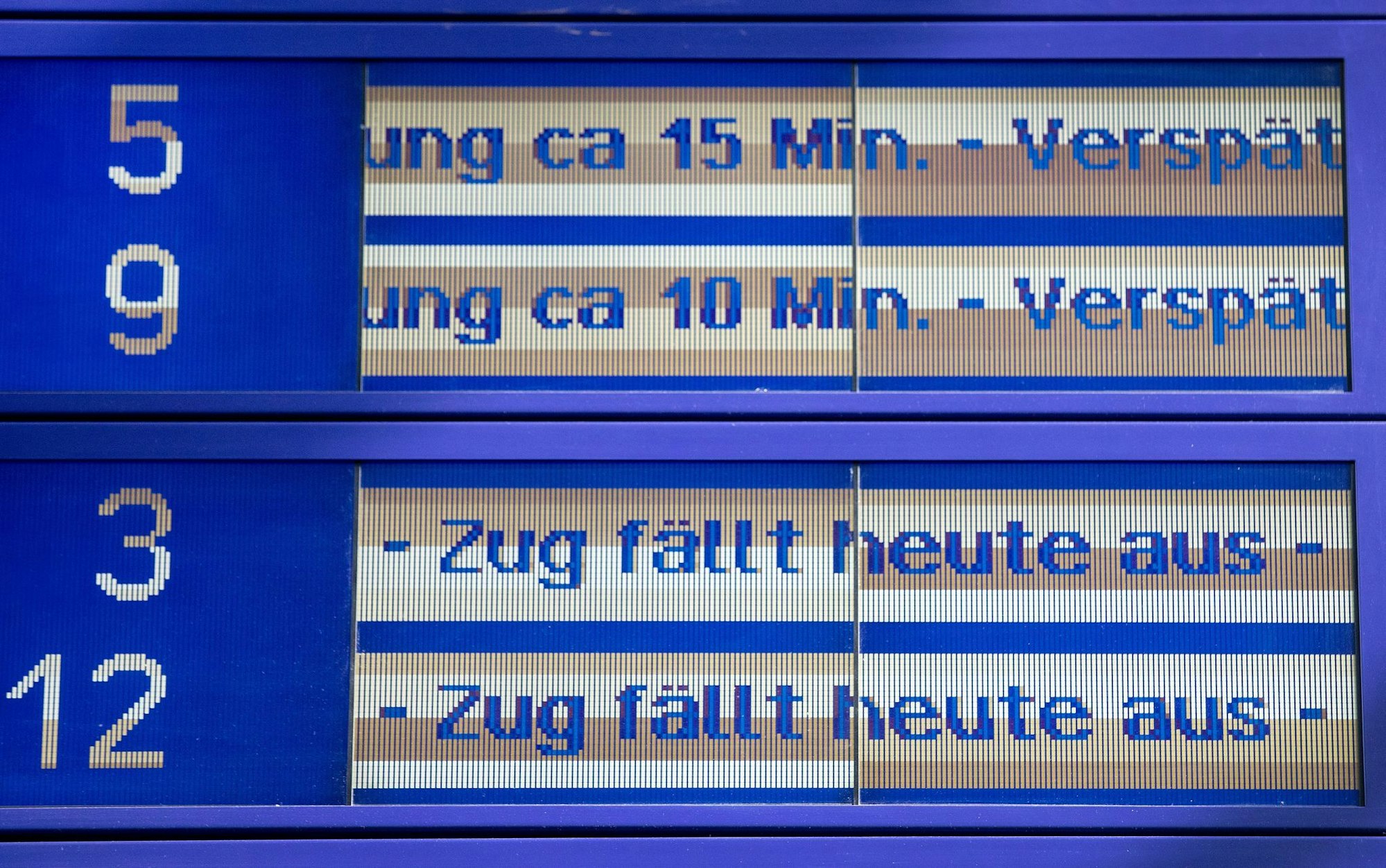 Wegen der Störung kam es zu Verspätungen und Zugausfällen. (Symbolbild)