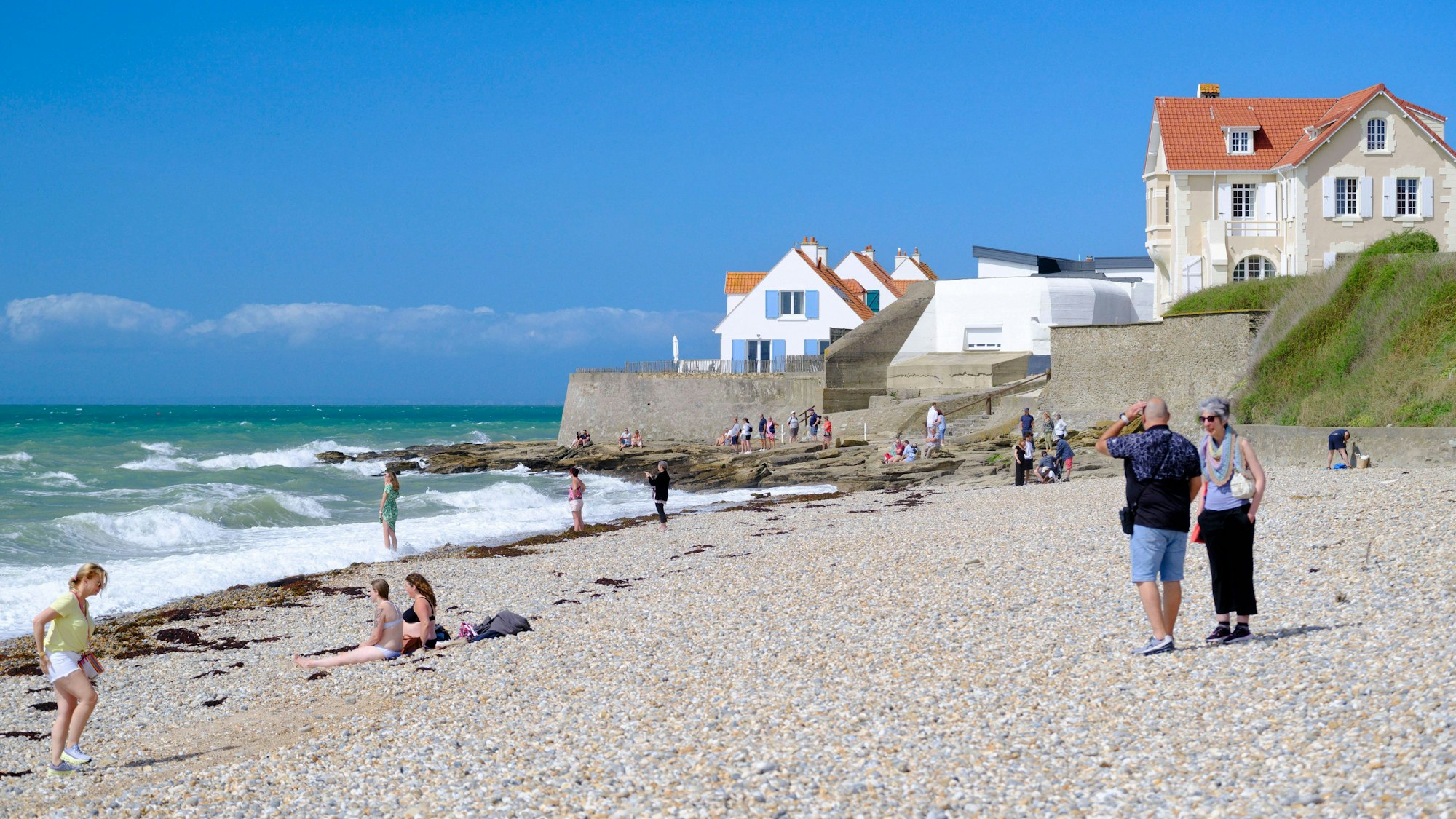 Ein 47 Jahre alter Deutscher ist an der Küste von Audresselles in Nordfrankreich von der Flut überrascht worden und ertrunken.