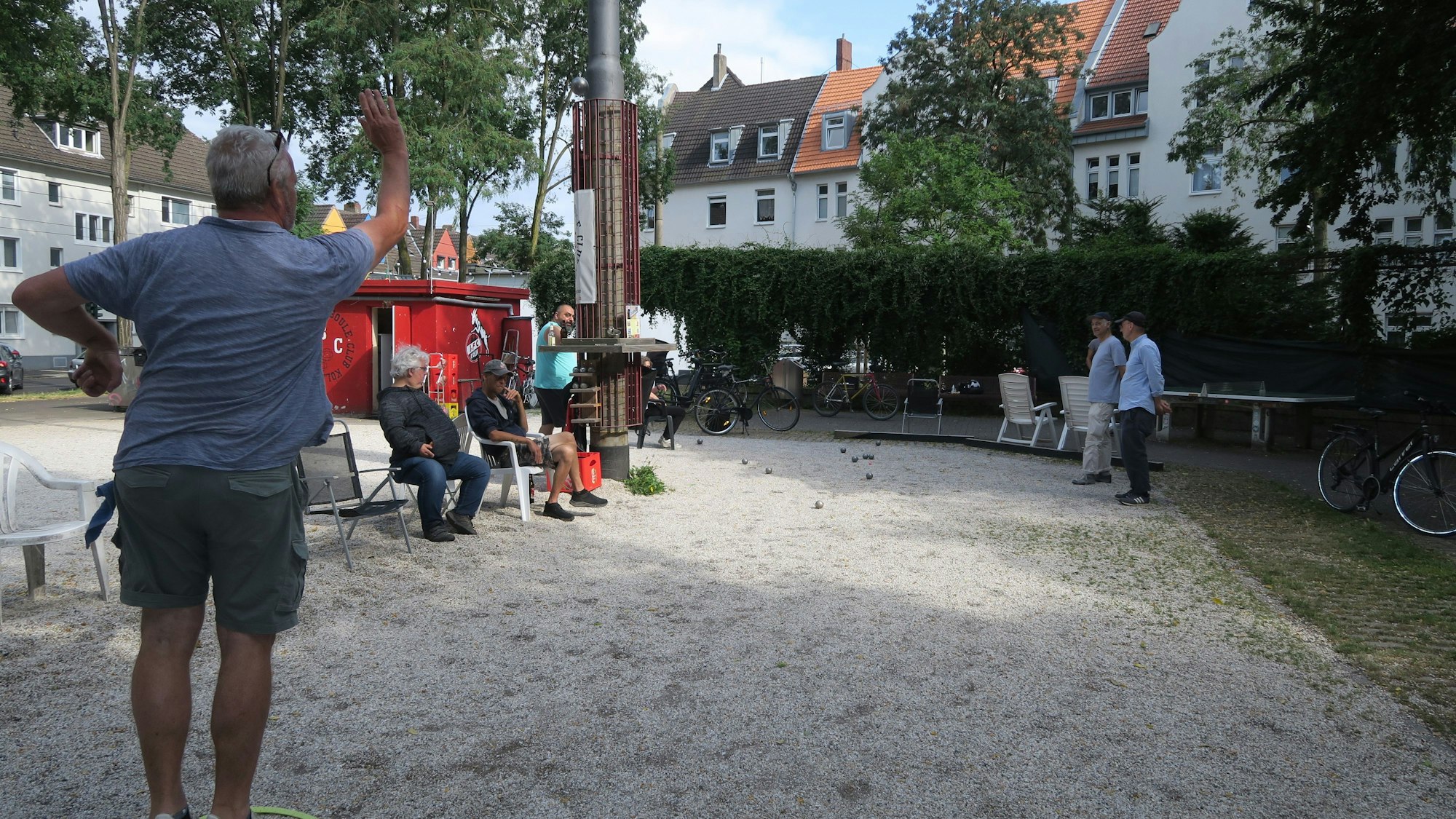Der Takuplatz ist nach der Neugestaltung zu einem echten Veedelstreff geworden.