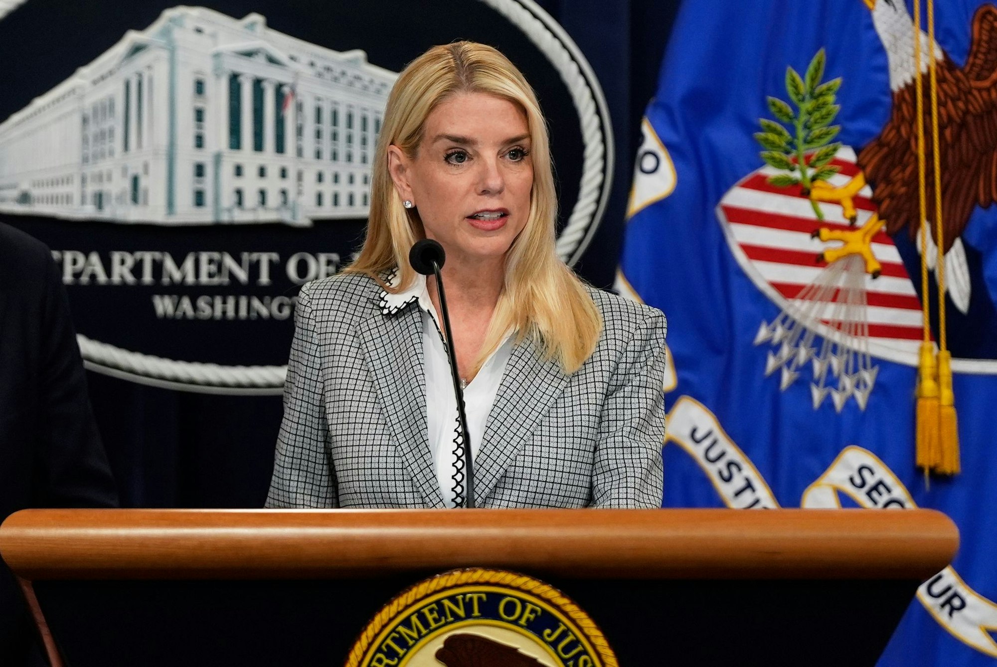 US-Justizministerin Bondi steht wegen ihres Umgangs mit dem Fall besonders in der Kritik. (Archivbild)